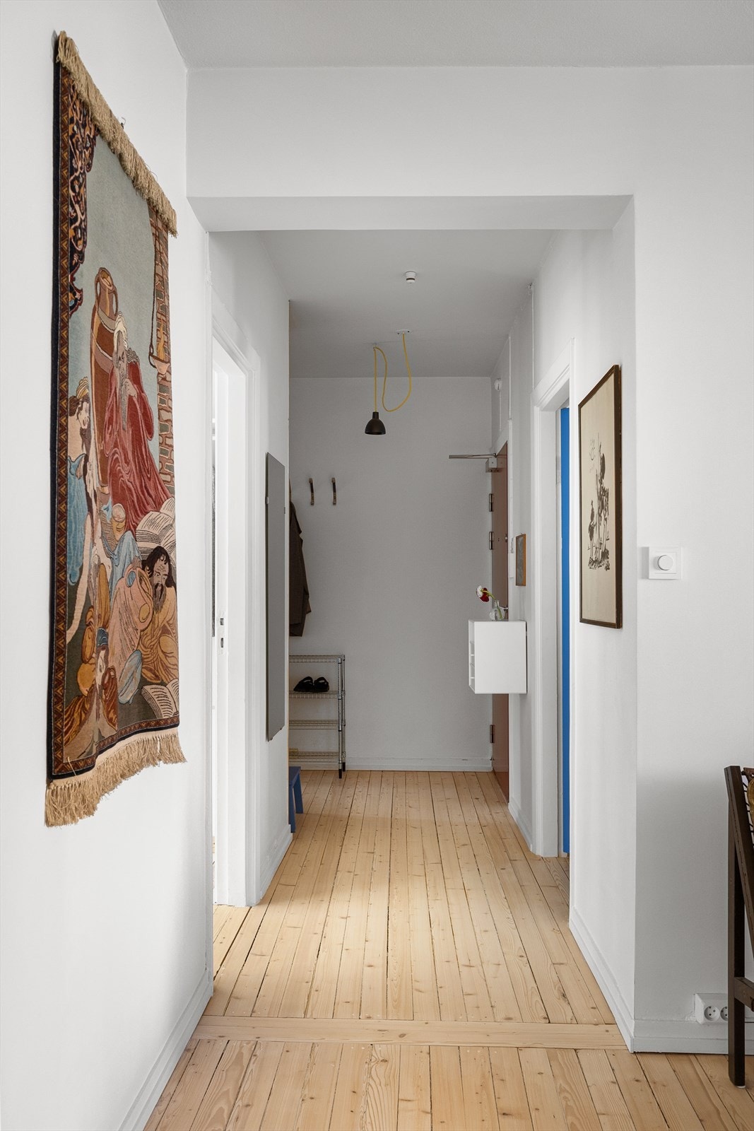 I 2021 ble det åpnet opp mellom gang og stue for å skape en bedre romfølelse. Galleribilde