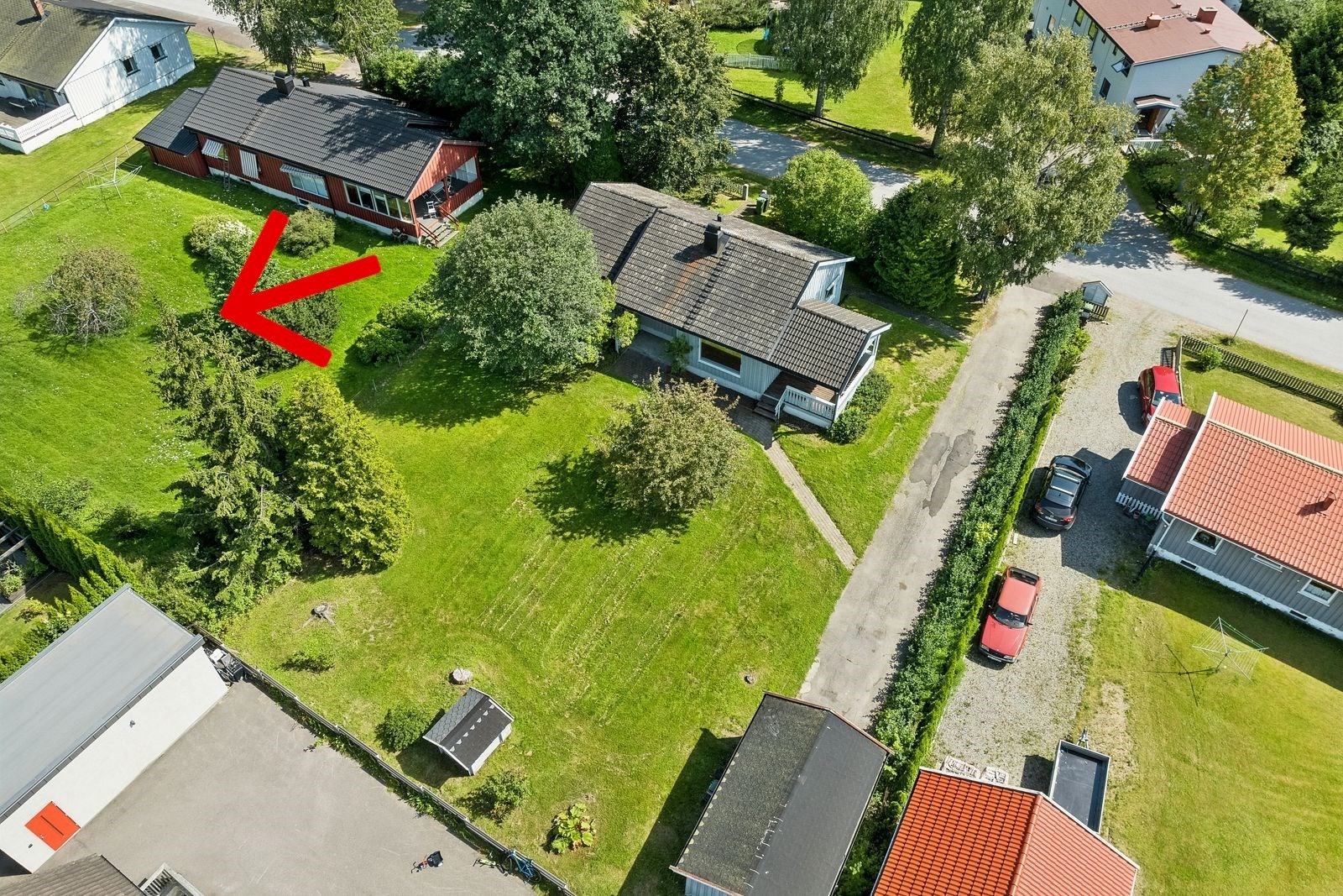 Klargjort for veg mellom Rådhusvegen 24 og 22b. Galleribilde