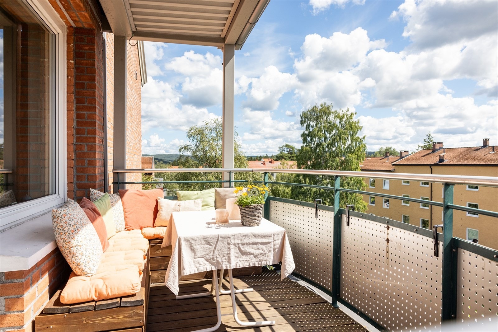 - Nordvik ved Henrik Carlyle(468 56 489) har gleden av å presentere Glimmerveien 30 - Galleribilde