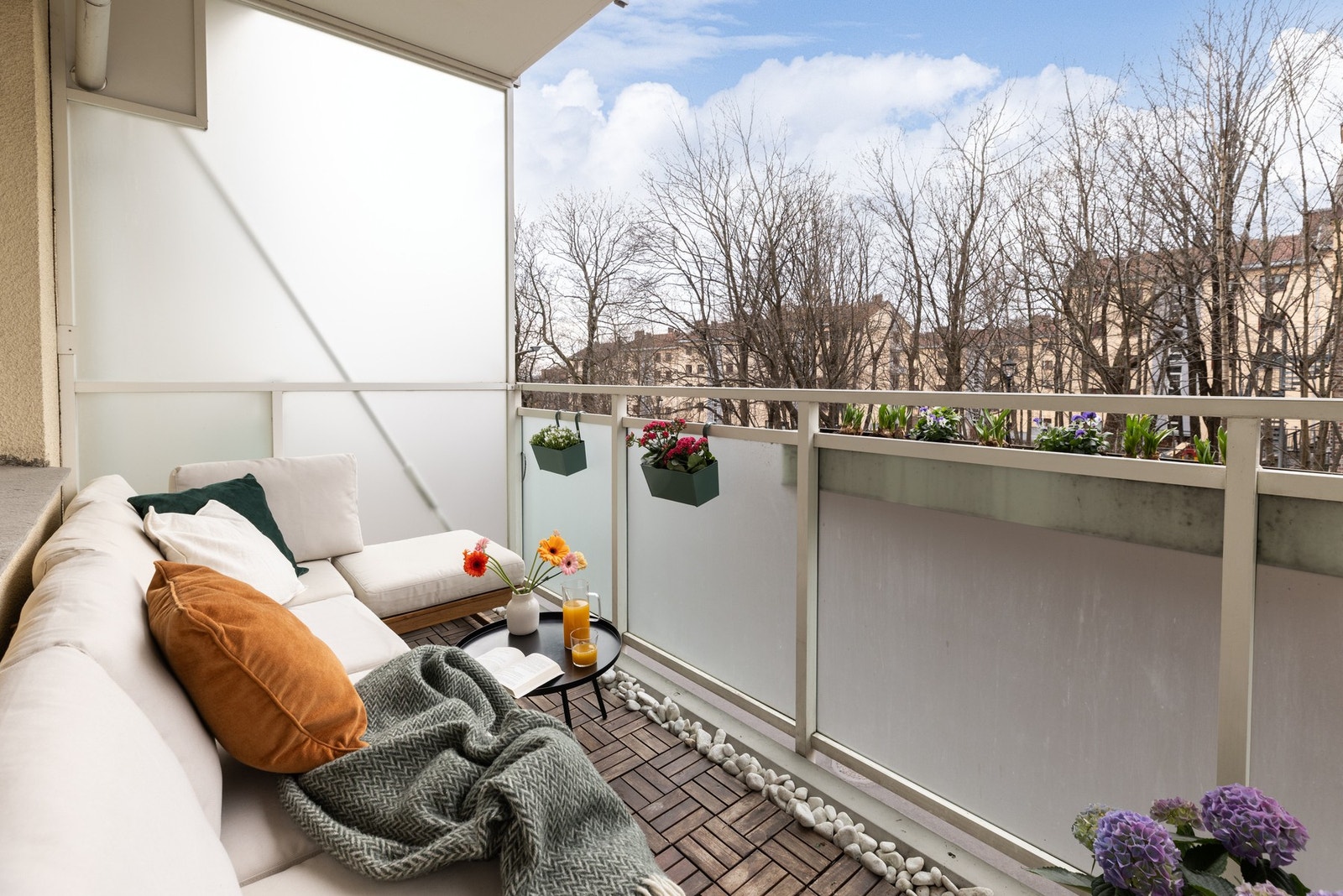 Luftig balkong på 7 kvm. Galleribilde