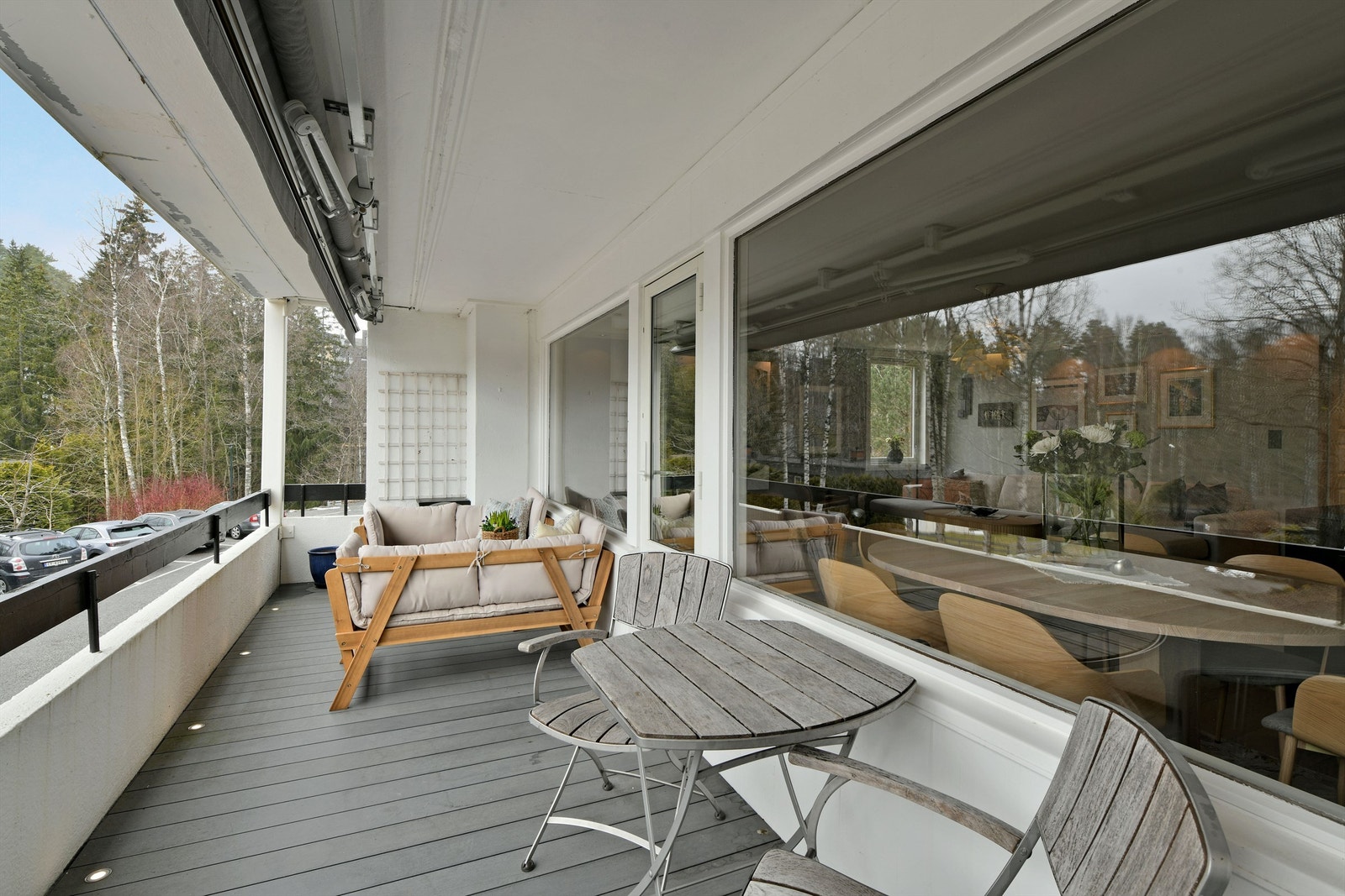 Balkong - plass til utemøblering, grill, m.m. Galleribilde