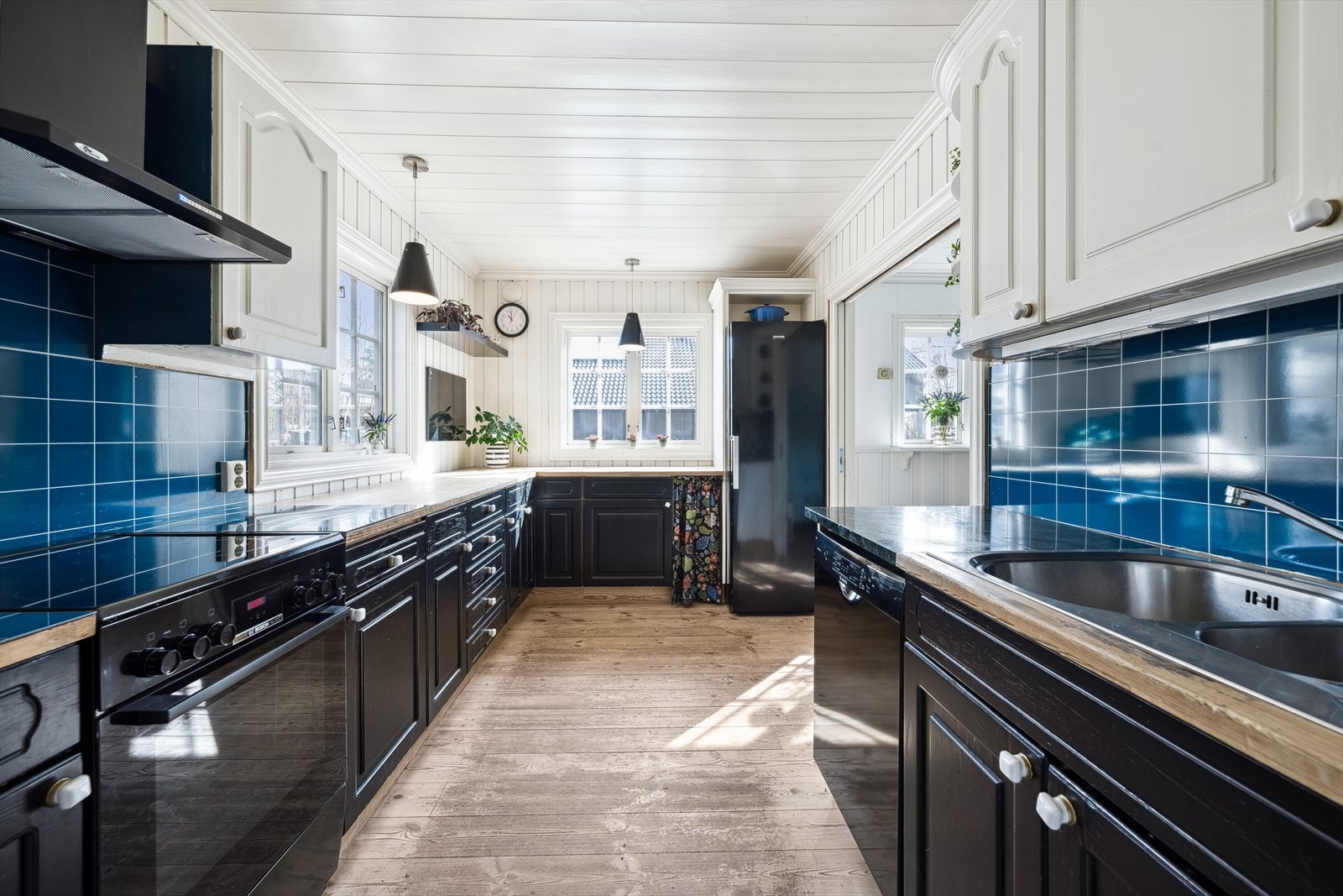 Kjøkkenet har godt med skaper Galleribilde