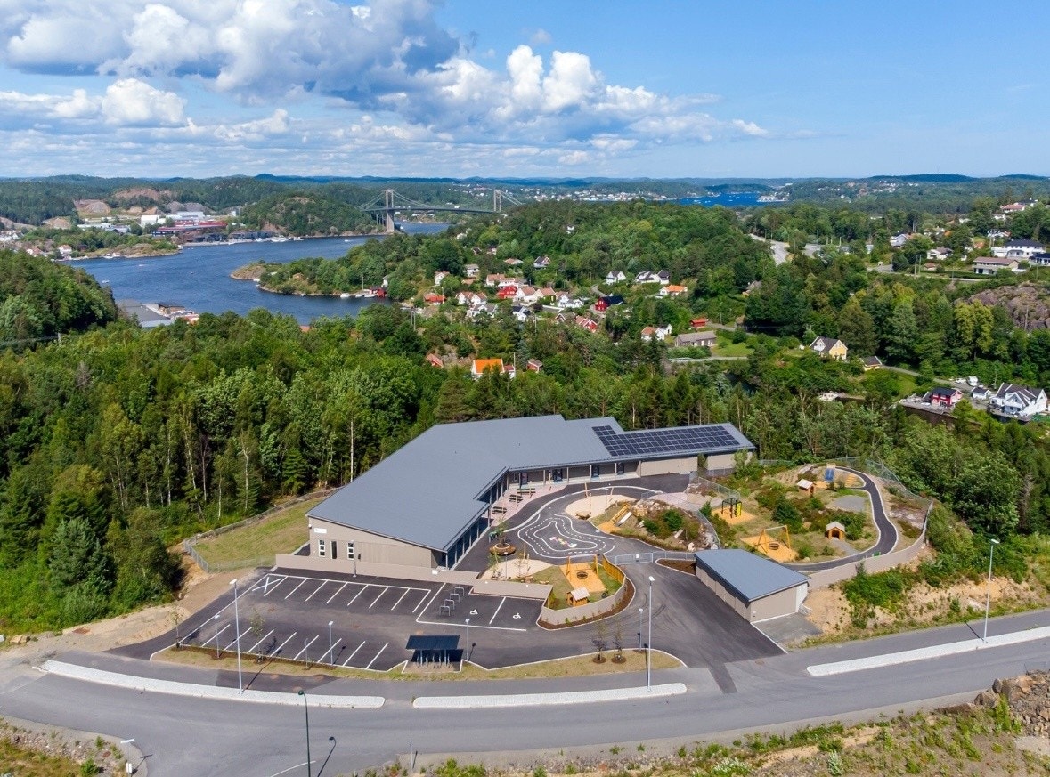 Egen gangsti til Roligheten skole Galleribilde