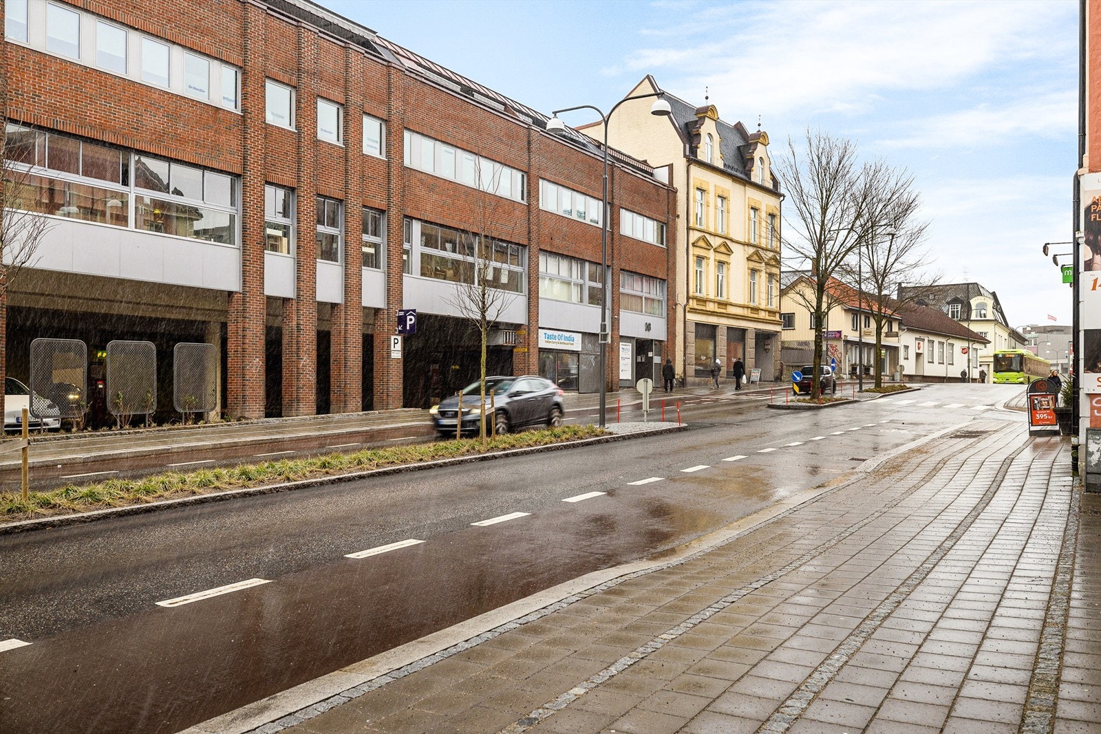 I Farmanns gate 16 bor du svært sentralt, med kort gangavstand til alle byens forretninger, spisesteder og kulturtilbud. Galleribilde