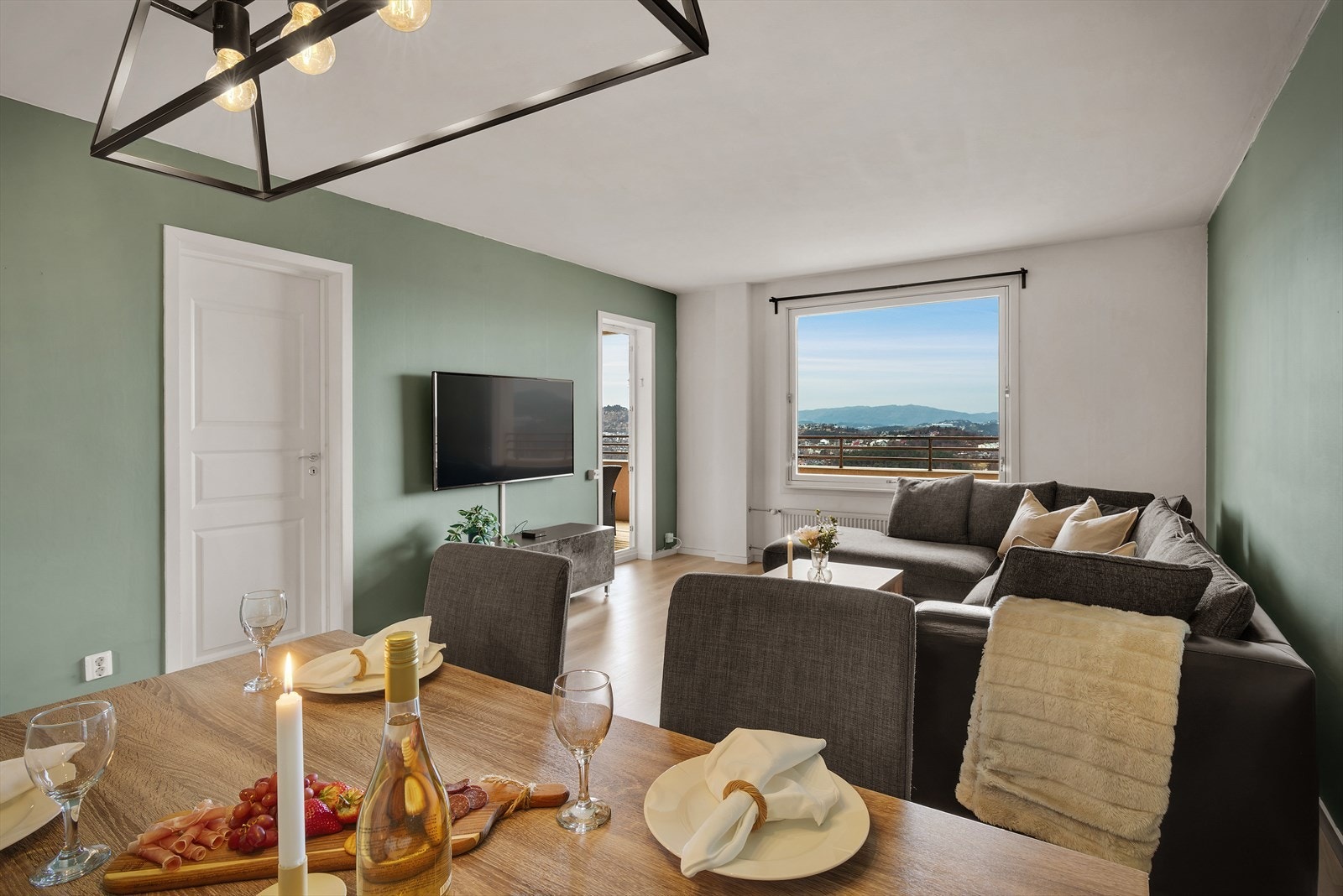 - Stuen måler 24m² - Galleribilde