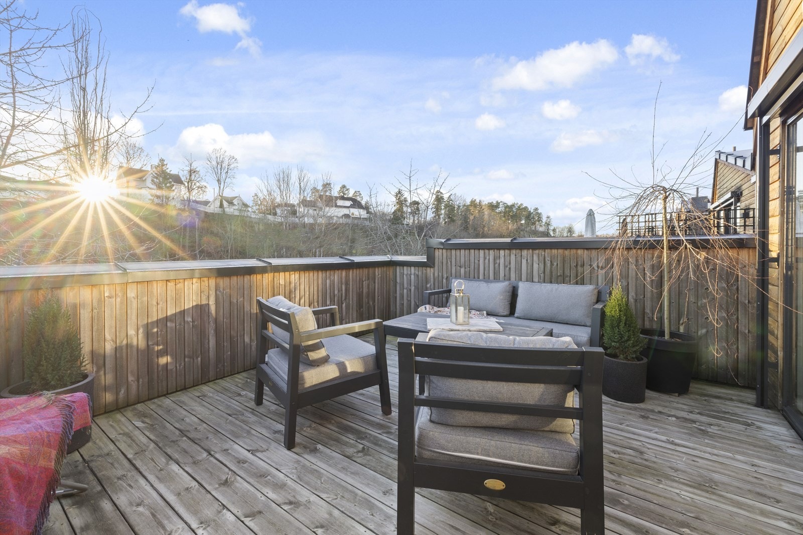 Takterrasse sol fra tidlig morgen til 17-18 tiden Galleribilde