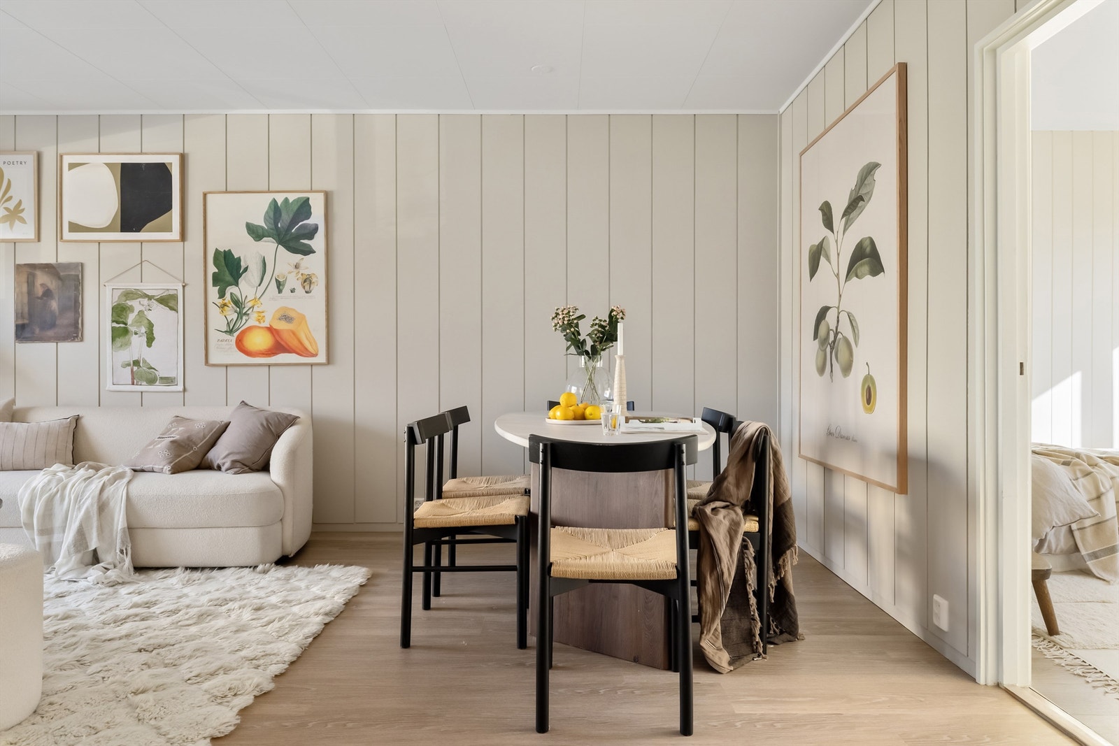 Her kan du invitere både venner og familie på hyggelige middager og kvelder Galleribilde