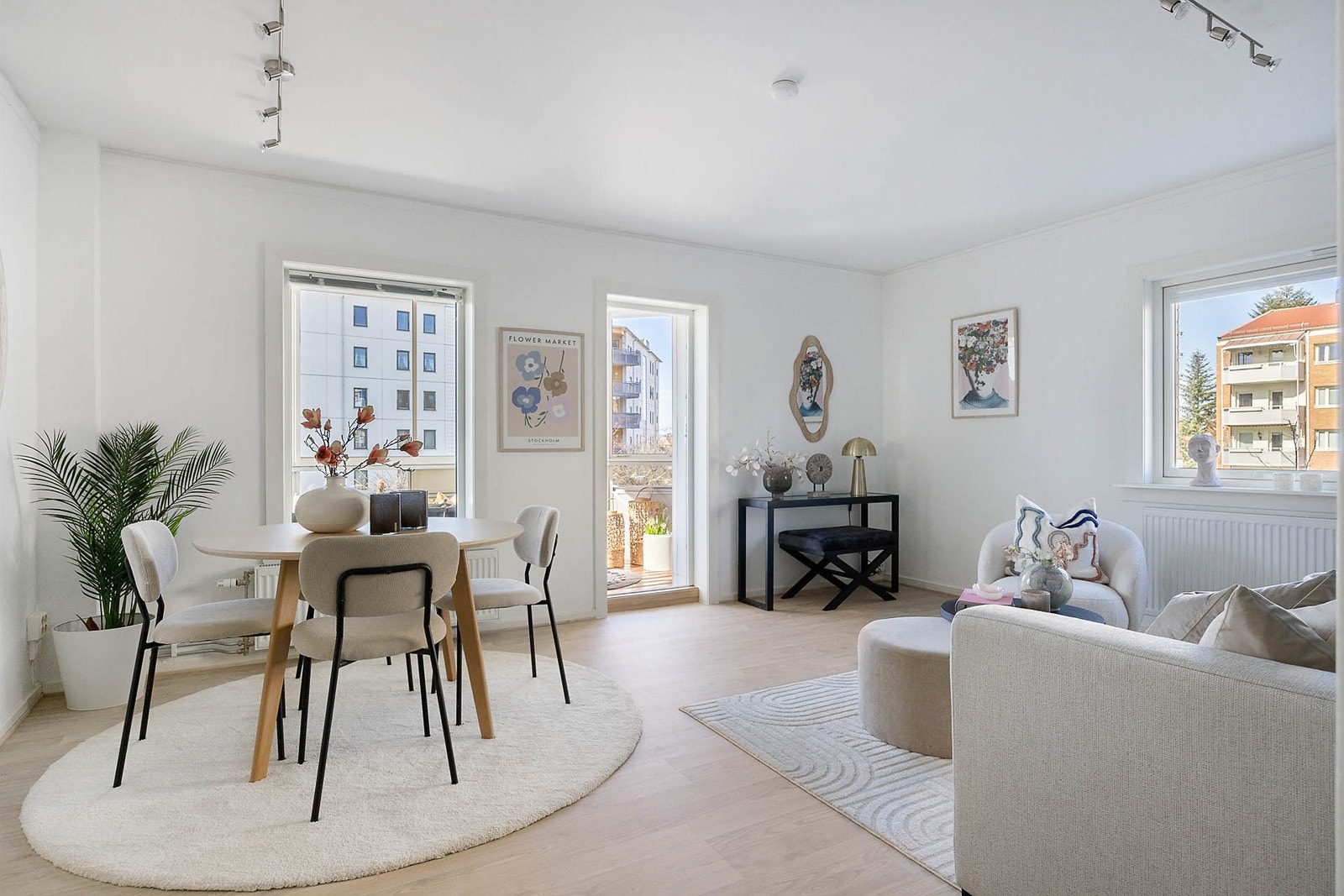 Hjørneleilighet med mye dagslys. Velkommen på visning i Biskopi Jens Nilssøns gate 28! Galleribilde