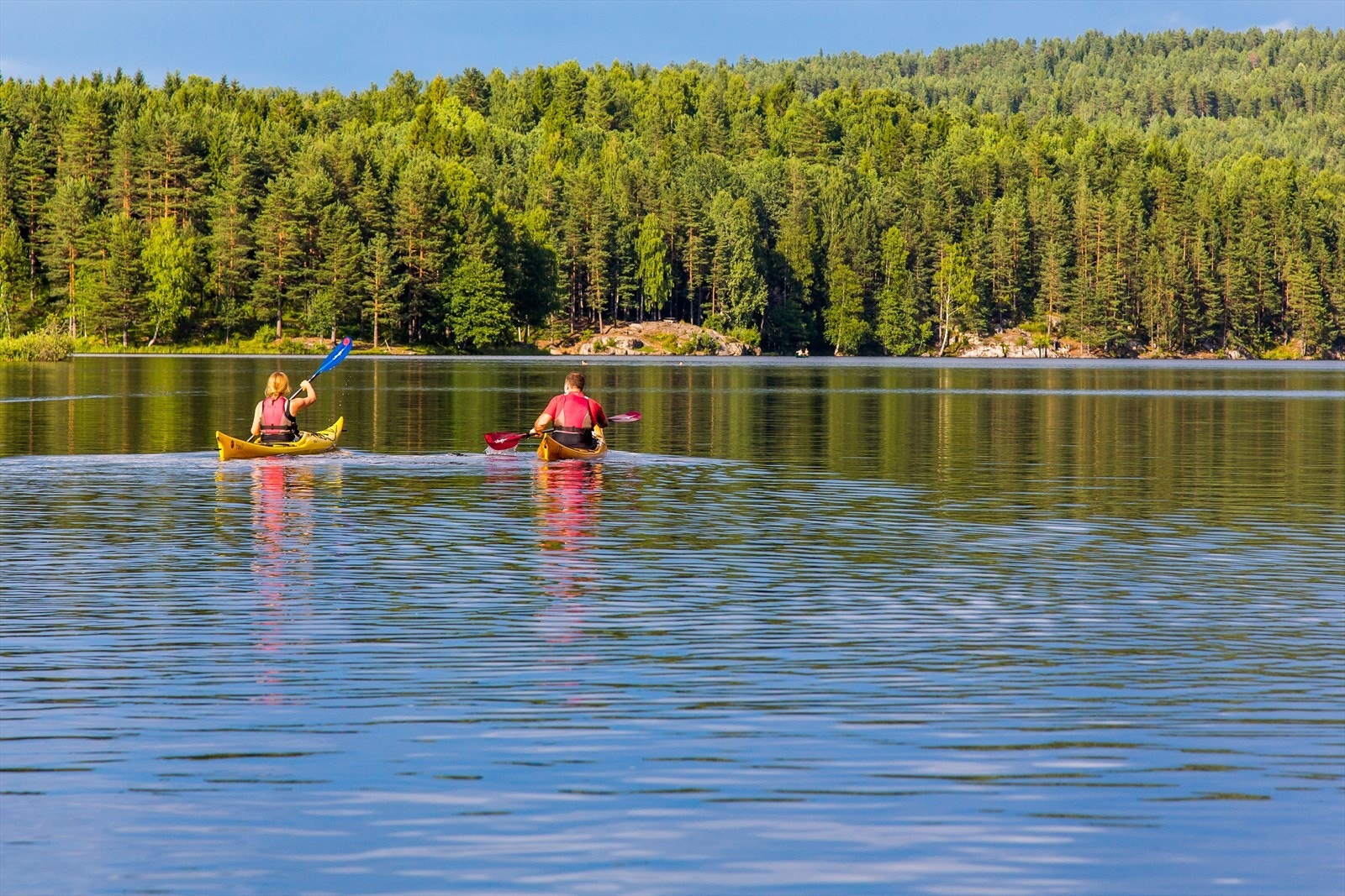 Her har du flotte muligheter til kano- og kajakkpadling Galleribilde