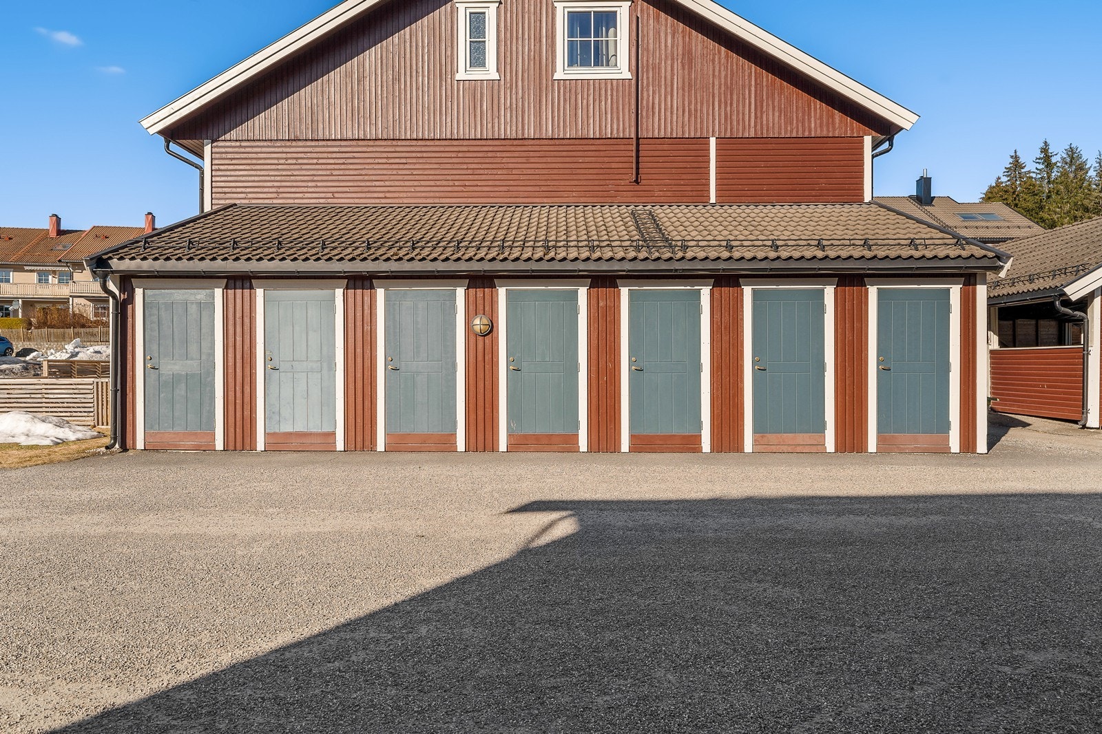 Praktisk utebod for ekstra lagringsplass. Galleribilde