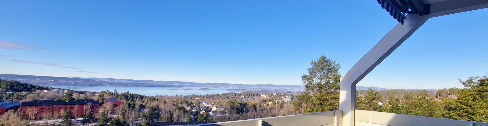 Selgers bilde- utsikt fra leiligheten Galleribilde