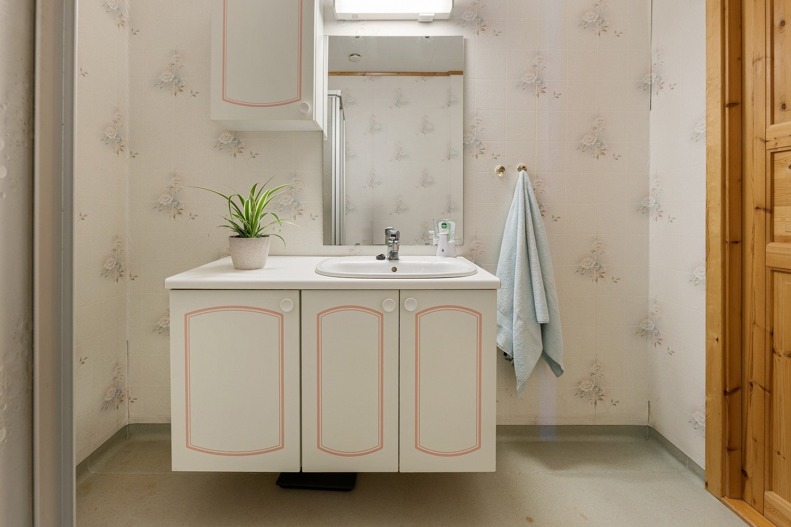 Bad - Underetasje Galleribilde