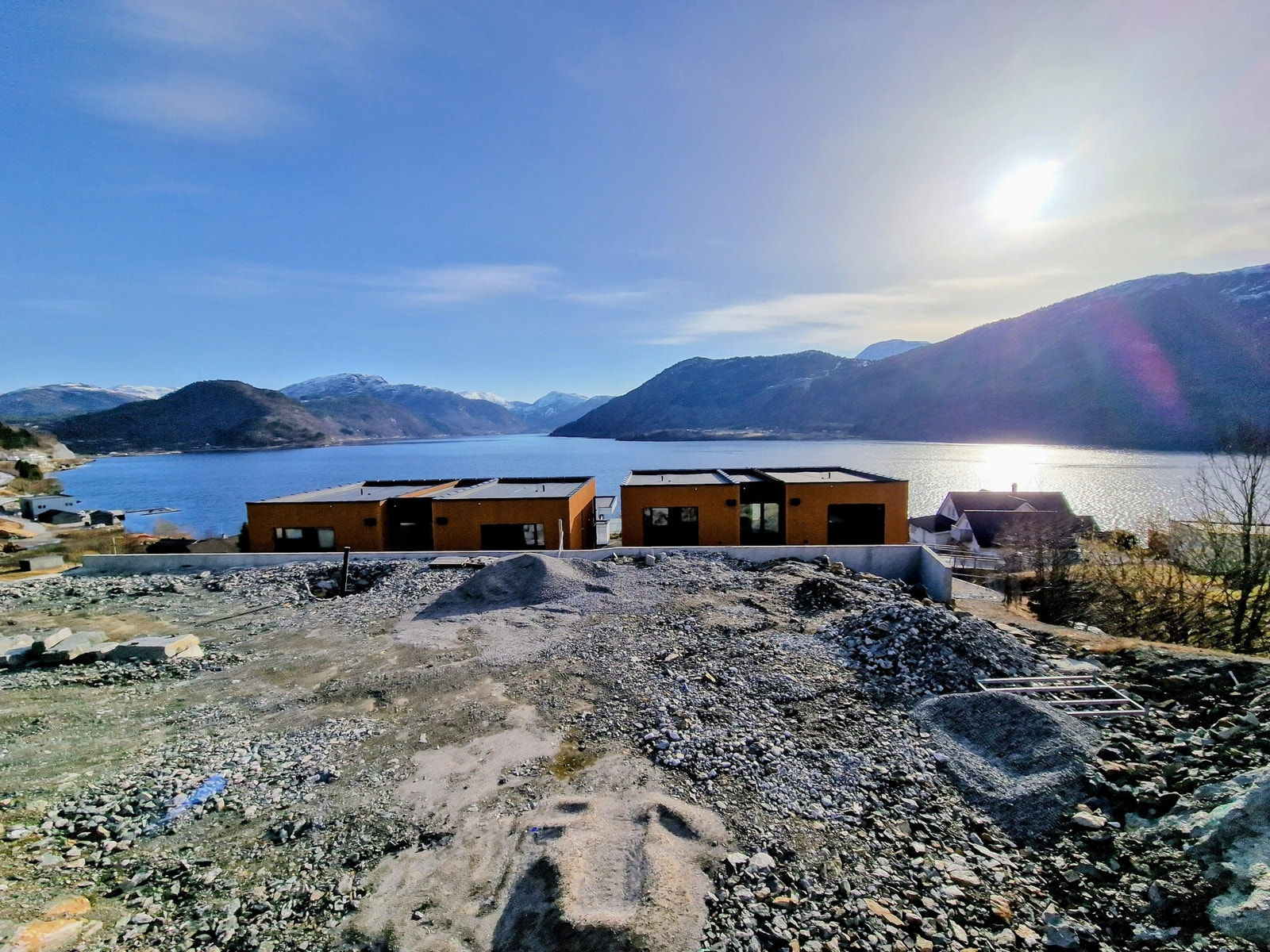 Utsikt frå tomtene Sælasteinen 2 og 4 Galleribilde