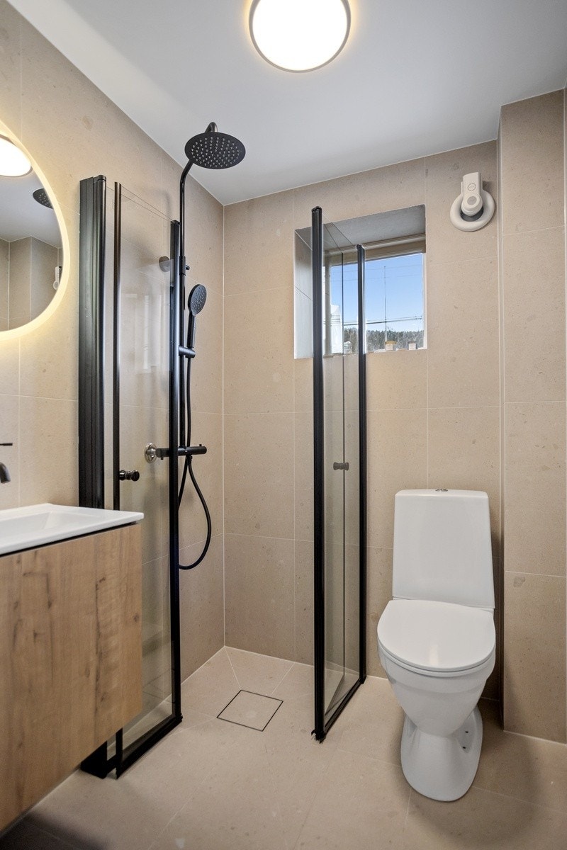 Flislagt bad Galleribilde