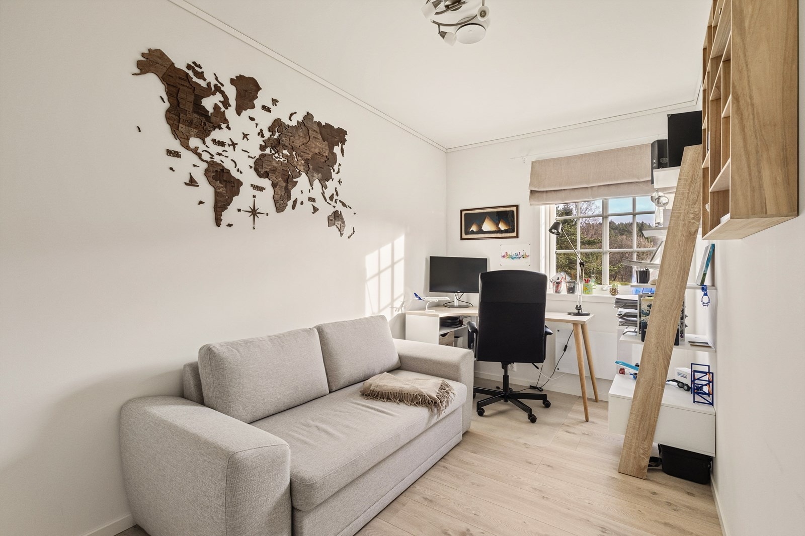 .. eller som kontorrom Galleribilde