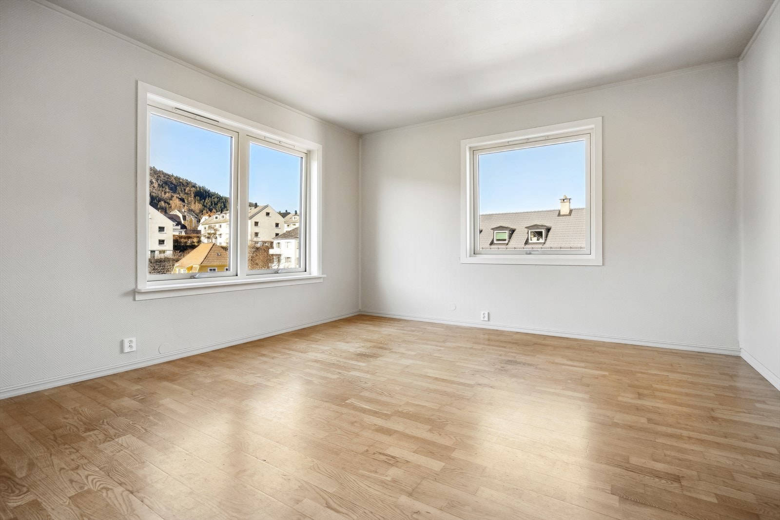 Wergeland | Lys 2-roms leilighet med stort potensiale | Bad fra 2016 | Varmtvann inkl | Oppussingsobjekt | Nær Bybane Galleribilde