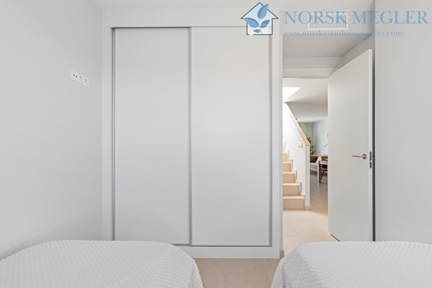 Soverom 2 har også innebygget garderobe. Galleribilde