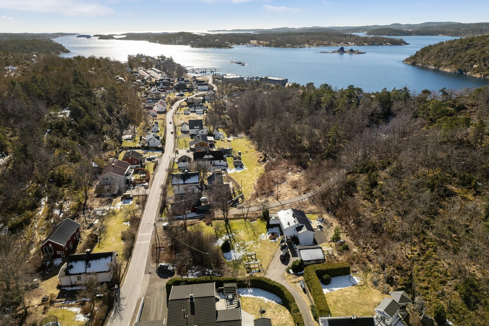 Hele Tenvik har turområder og kyststi som byr på god rekreasjon i naturskjønt landskap. Galleribilde