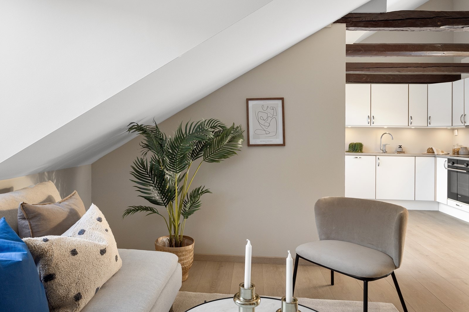 Varmtvann og internett er inkludert i felleskostnadene. Galleribilde