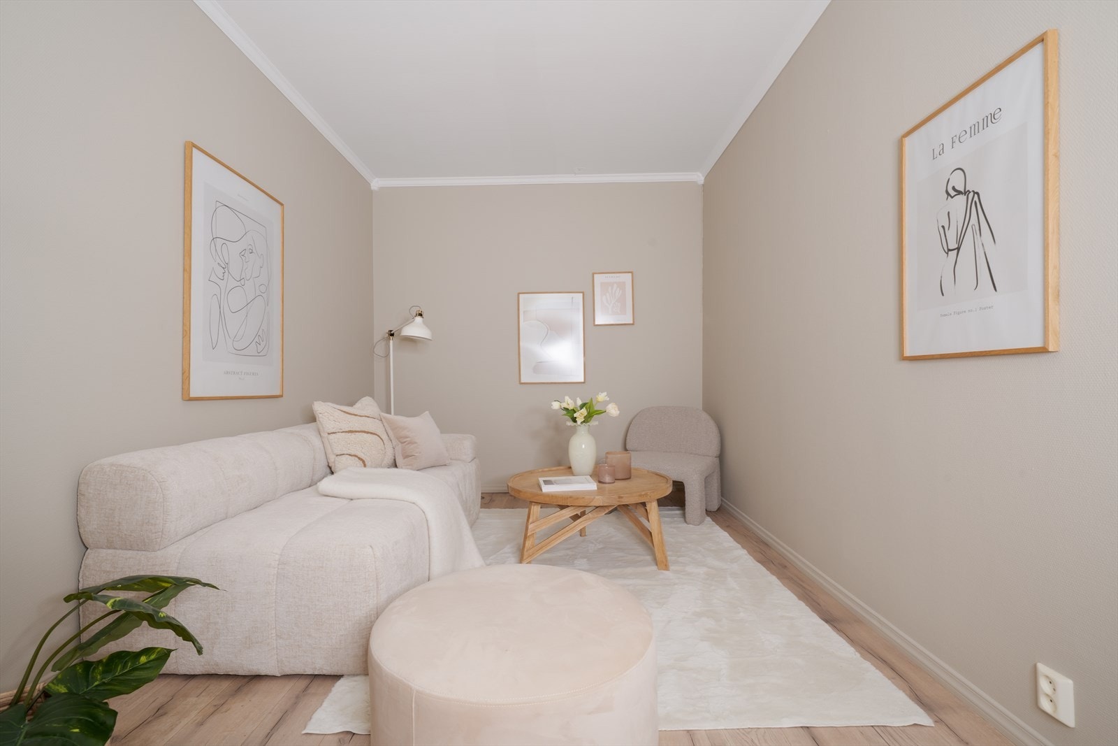 - TV-stue på 10,5m². En perfekt kosekrok naturlig adskilt fra stuedelen - Galleribilde