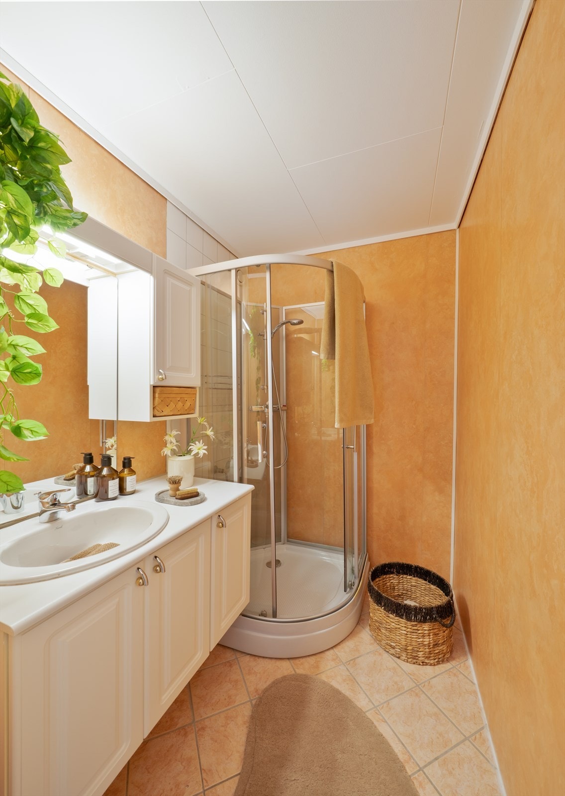 - Badet måler 2,5m² - Galleribilde