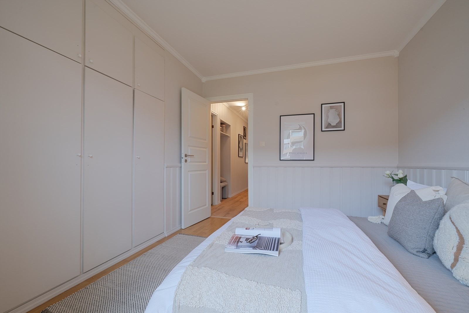 - Merk innebygget garderobeløsning - Galleribilde