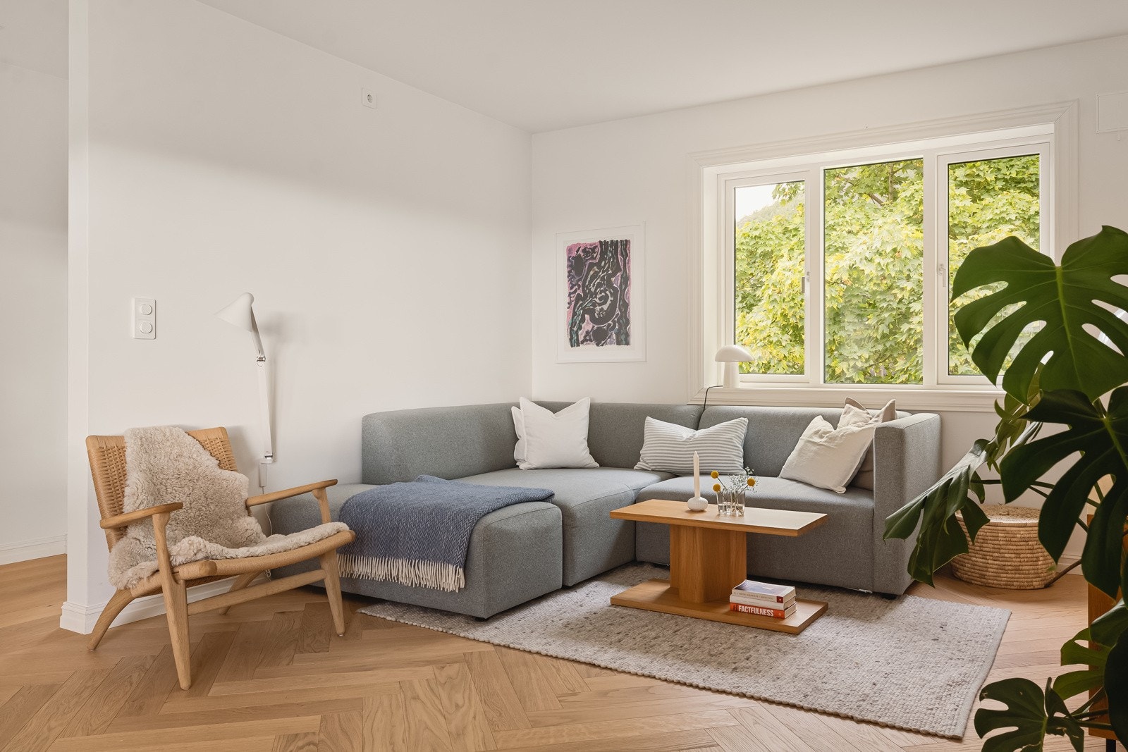 Alle vinduer er skiftet i 2022. I tillegg er bygget etterisolert og mesteparten av kledningen er skiftet. Det er også nytt elektrisk anlegg og rørsystem. Galleribilde