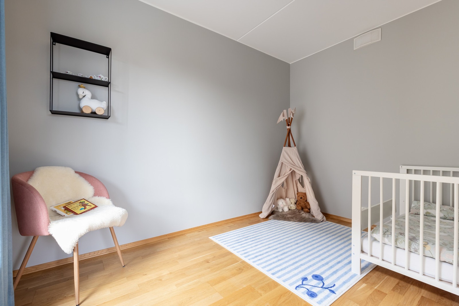 De to andre soverommene er også av god størrelse. Galleribilde