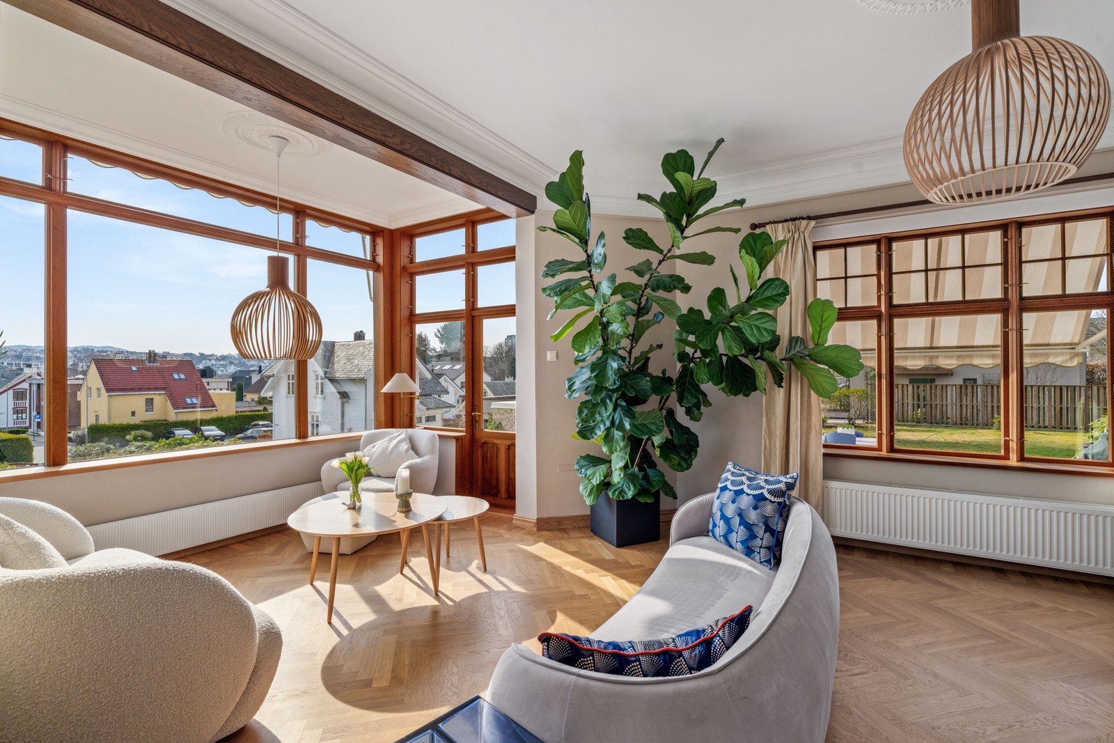 Link Boligutleie har gleden av å presentere Falsens Gate 26. En unik byvilla med historie. Galleribilde