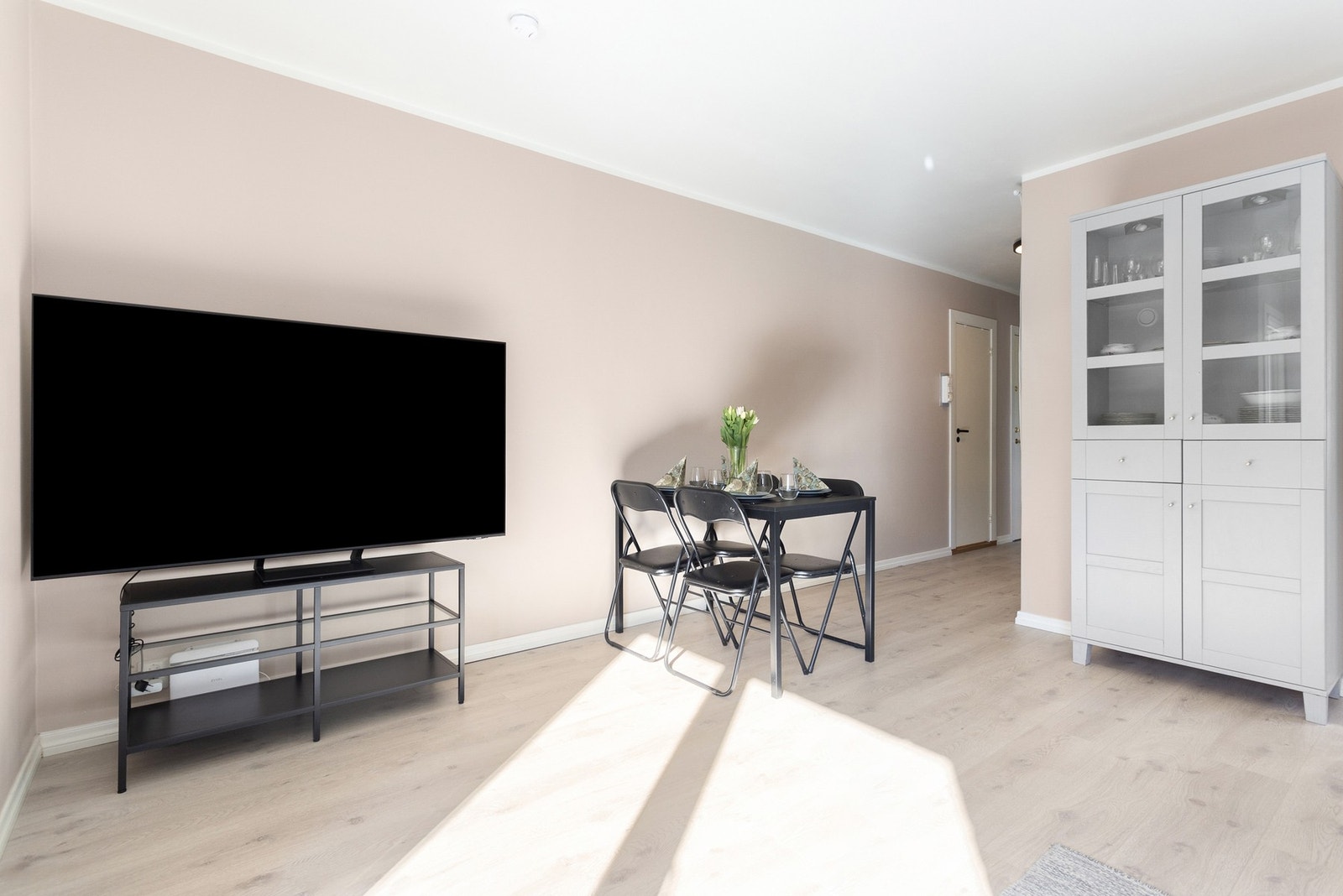 Varmtvann og Fiber fra Altibox er inkludert i felleskostnadene. Galleribilde