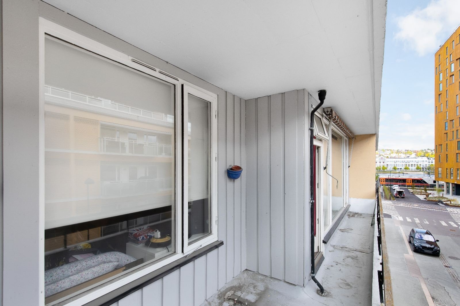 Balkong vendt mot Webergs gate Galleribilde