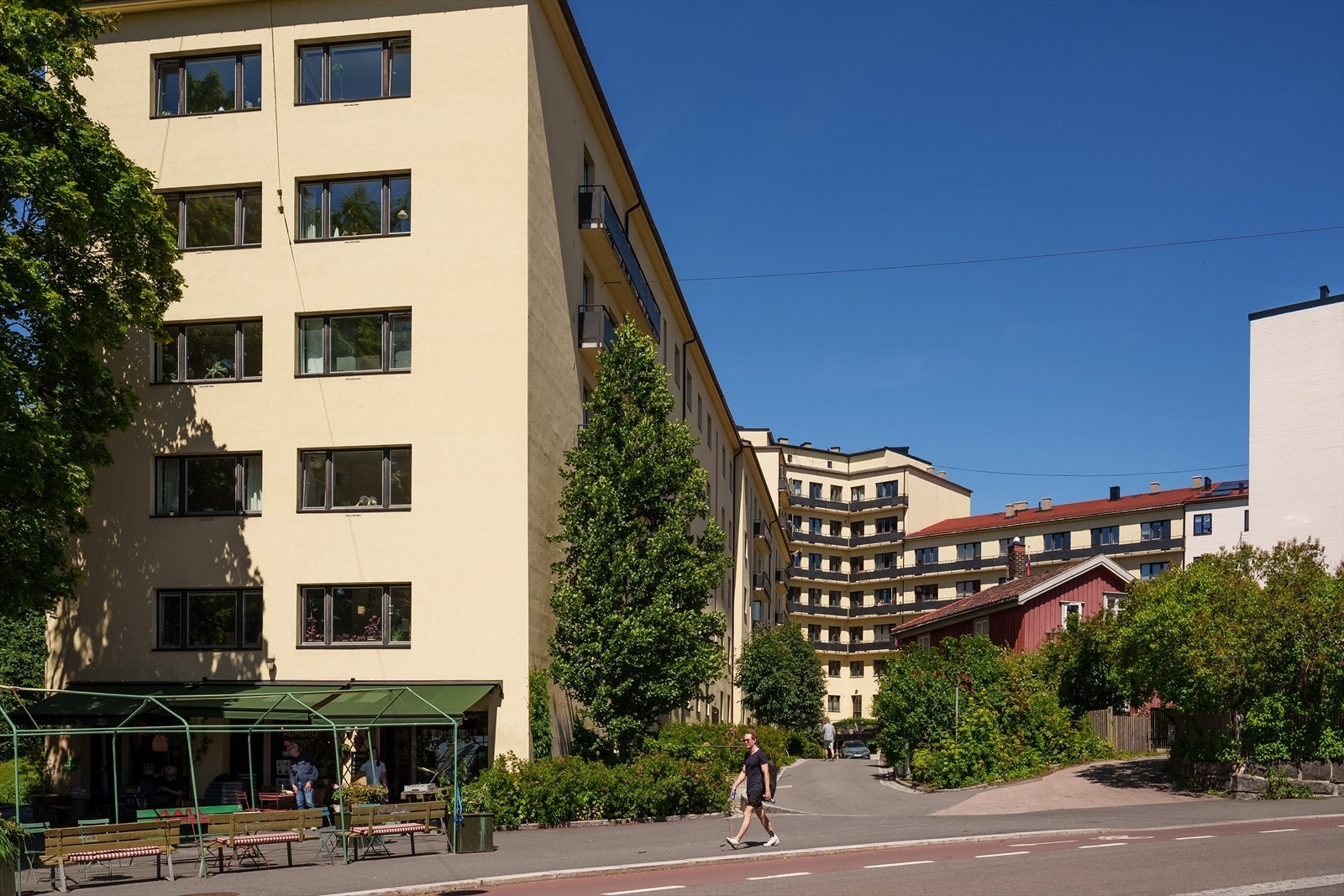 Fasade - Møllebakken borettslag består av 146 boliger og 4 næringslokaler Galleribilde