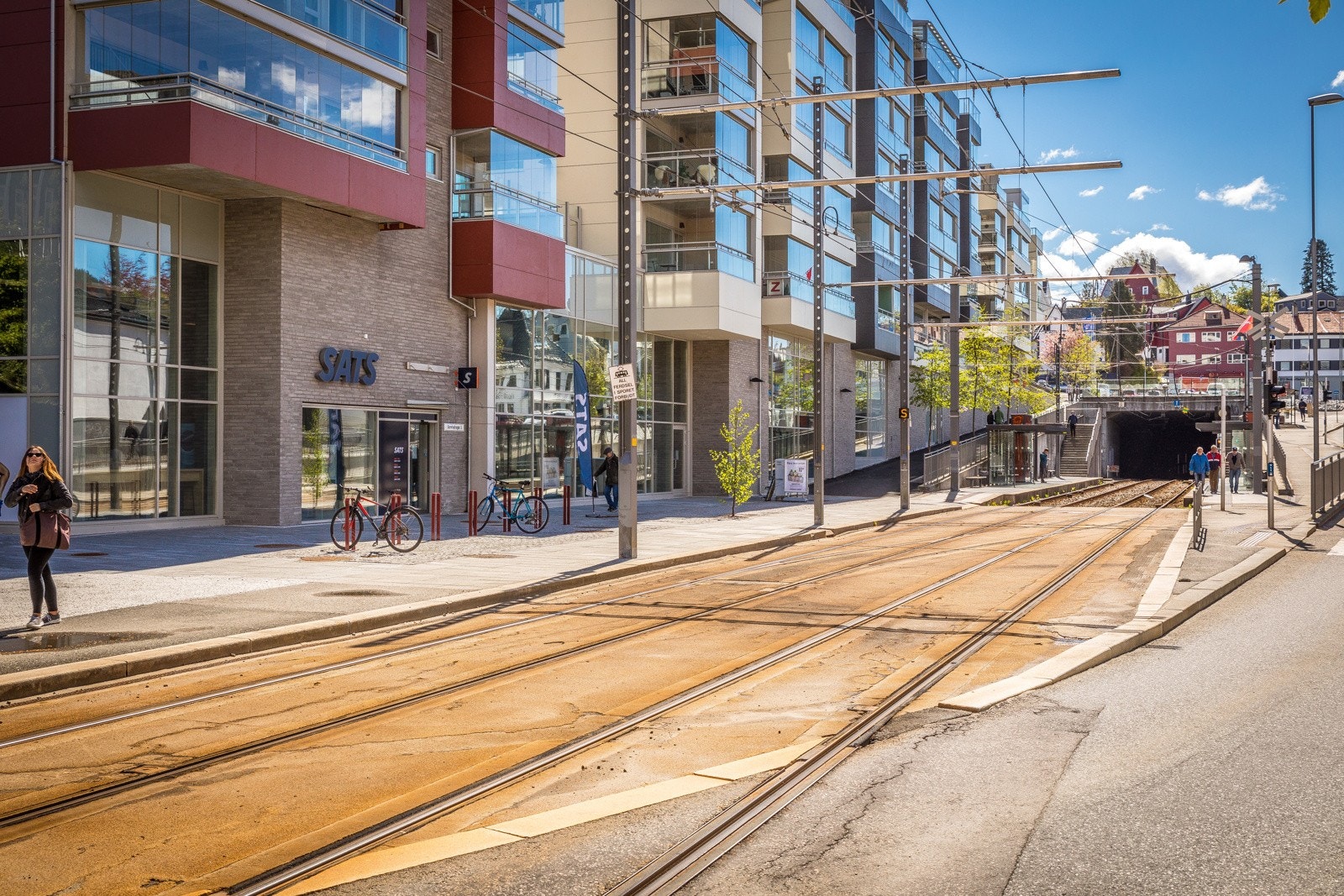 Ved bybanestoppet på Wergeland har man også SATS treningssenter Galleribilde