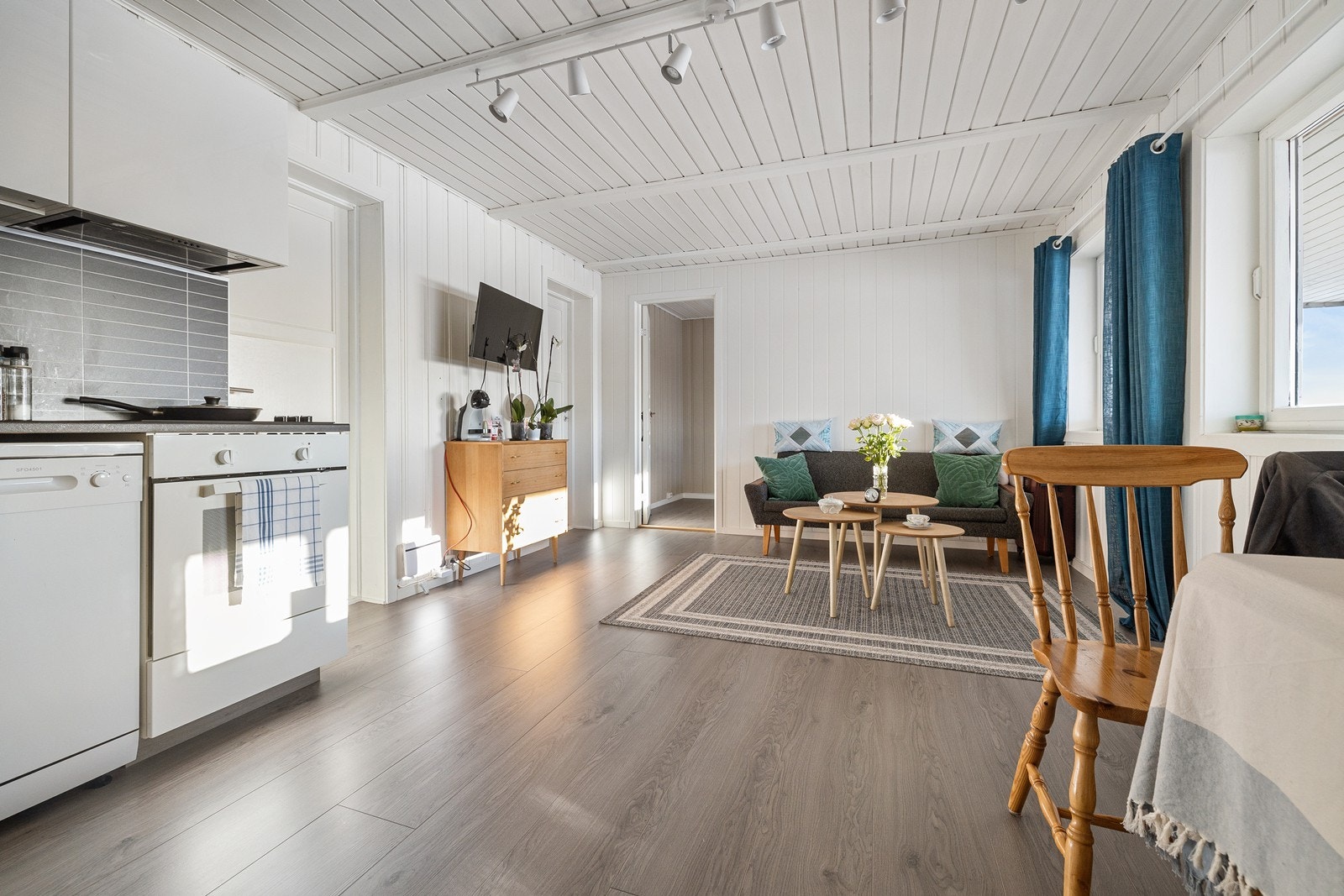 Kjøkken/stue i u.etg Galleribilde