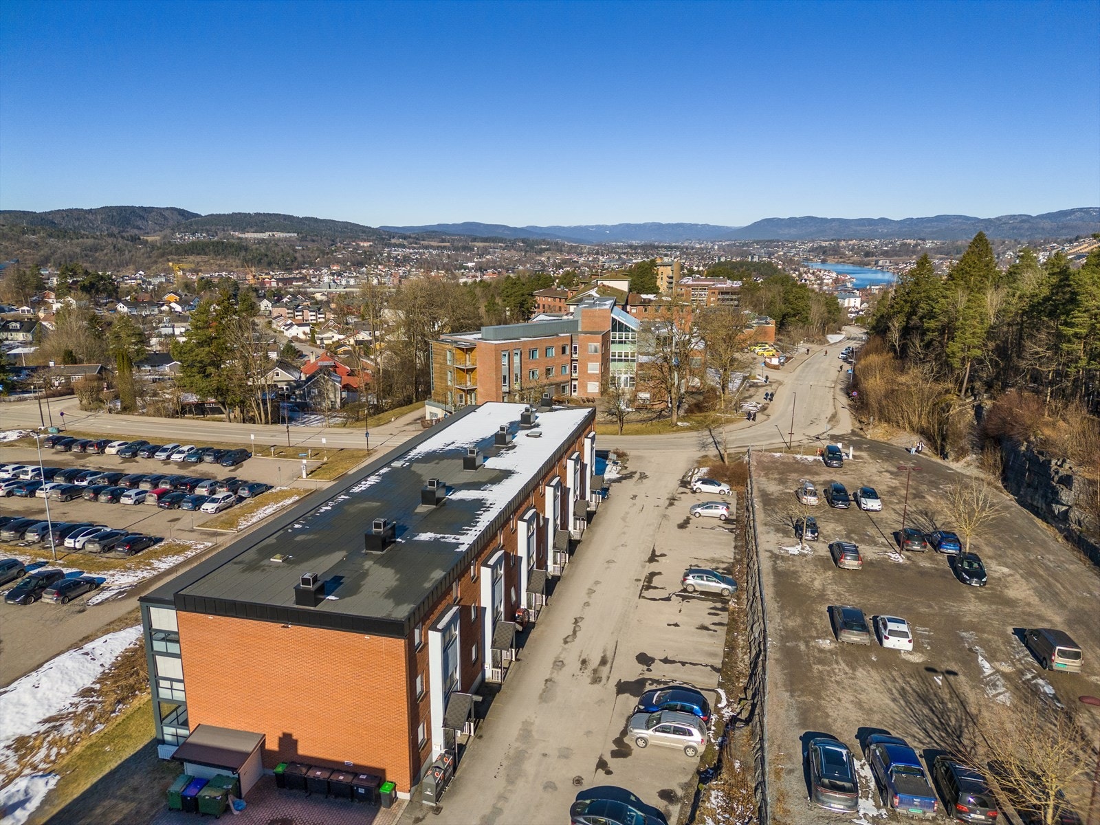 Sentrumsnær leilighet Galleribilde