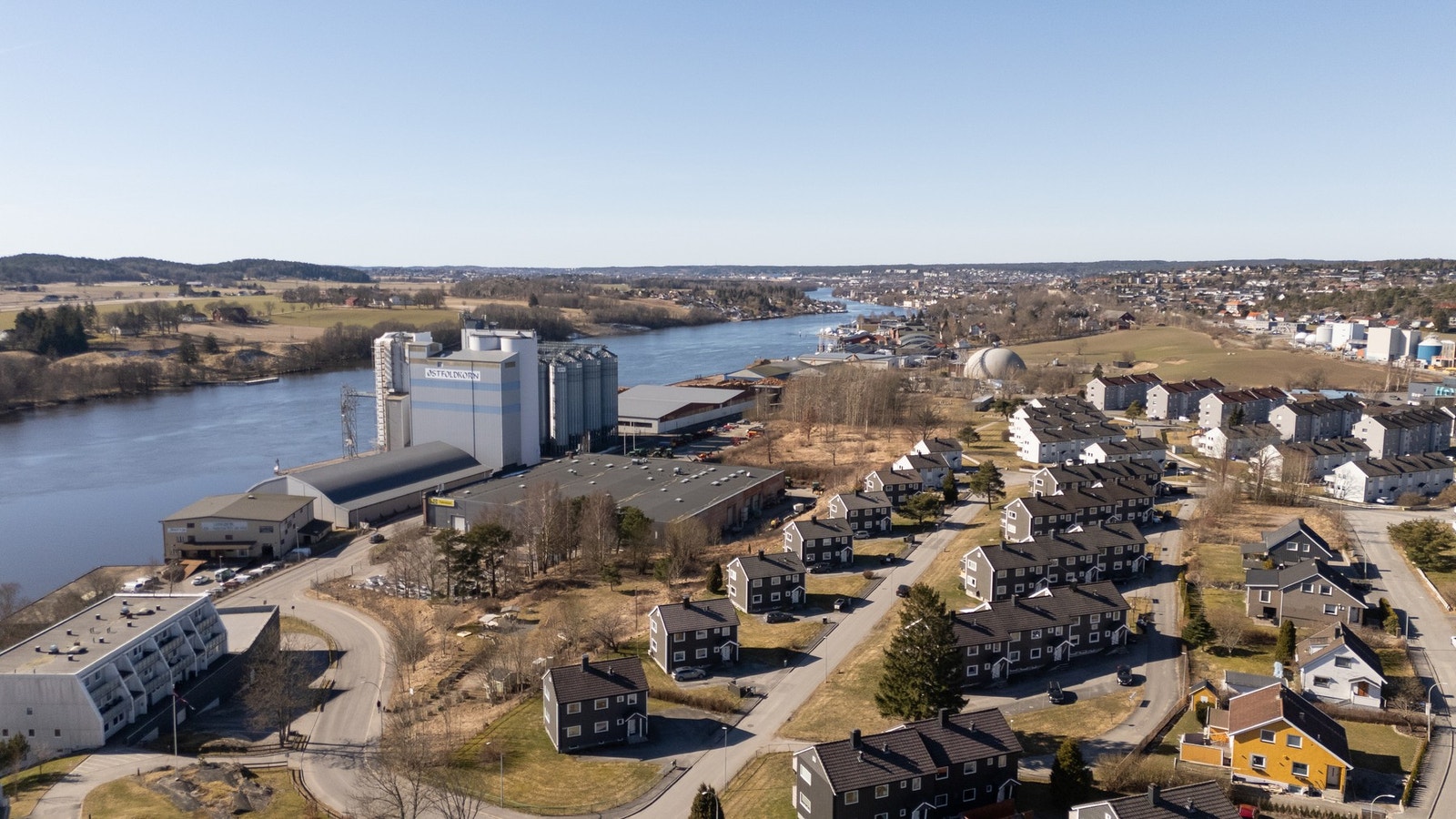 Det er gode bussforbindelser til både Sarpsborg og Fredrikstad. Galleribilde