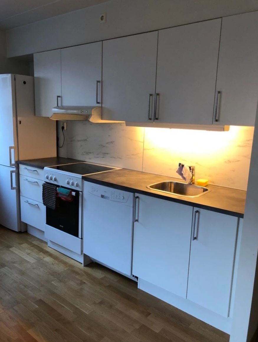 Kjøleskap og ovn medfølger ikke. Galleribilde