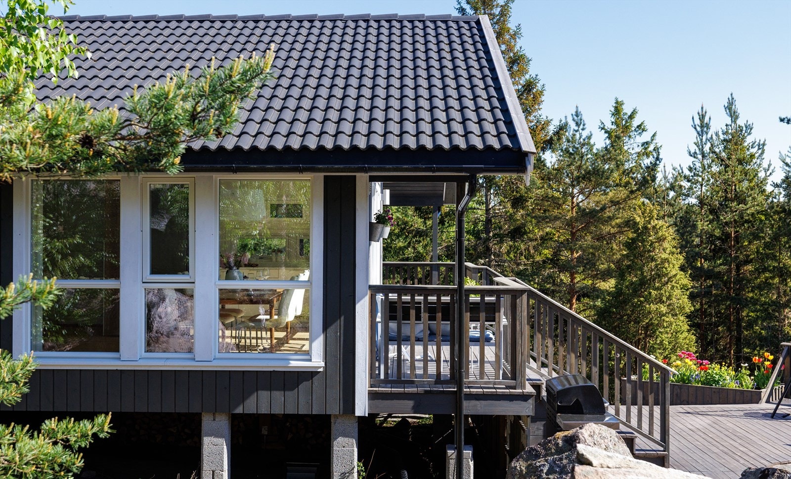 Endetomten gjør at man føler seg helt skjermet selv om man har flere hytter rundt seg Galleribilde