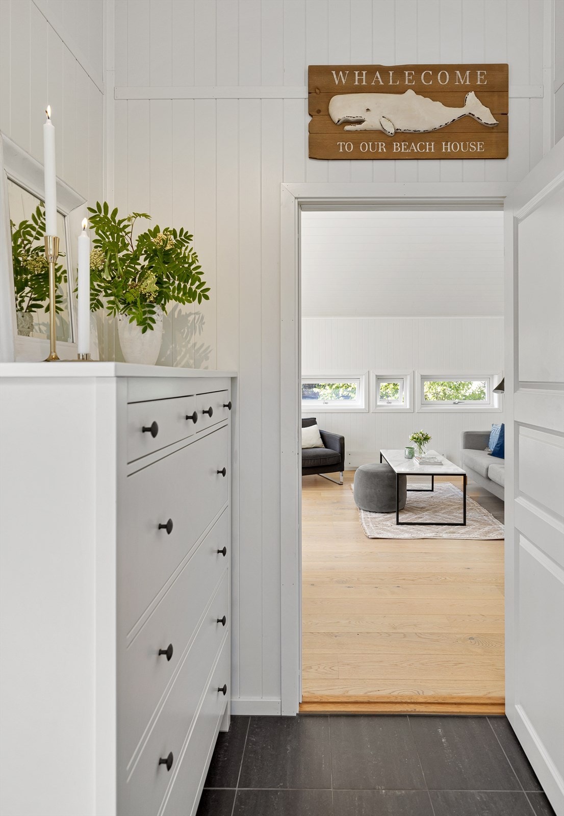 Whalecome to our beach house! Galleribilde
