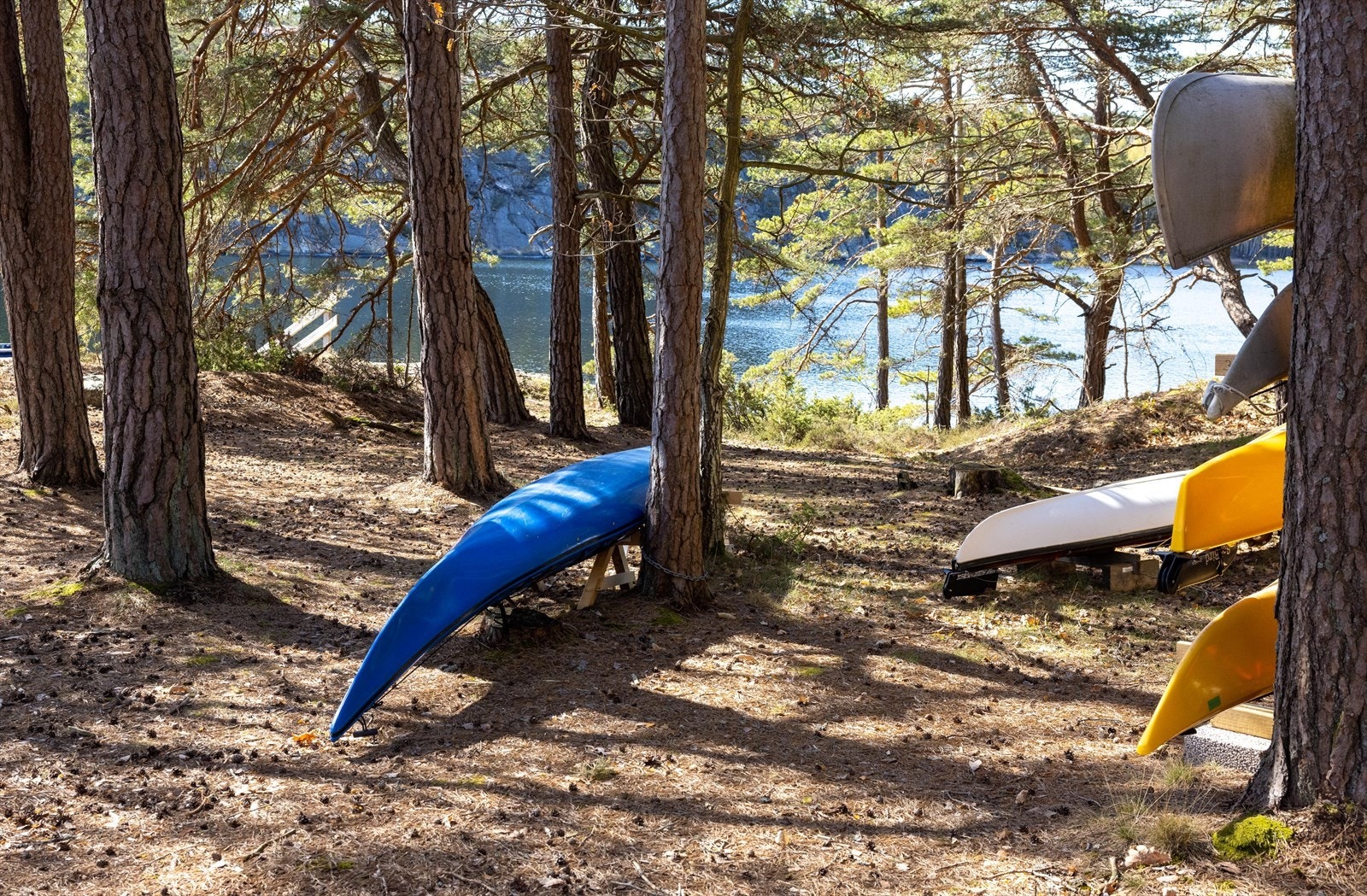 Området egner seg også godt for padling og hytteeierne kan også oppbevare sin kajakk på vellets område. Galleribilde