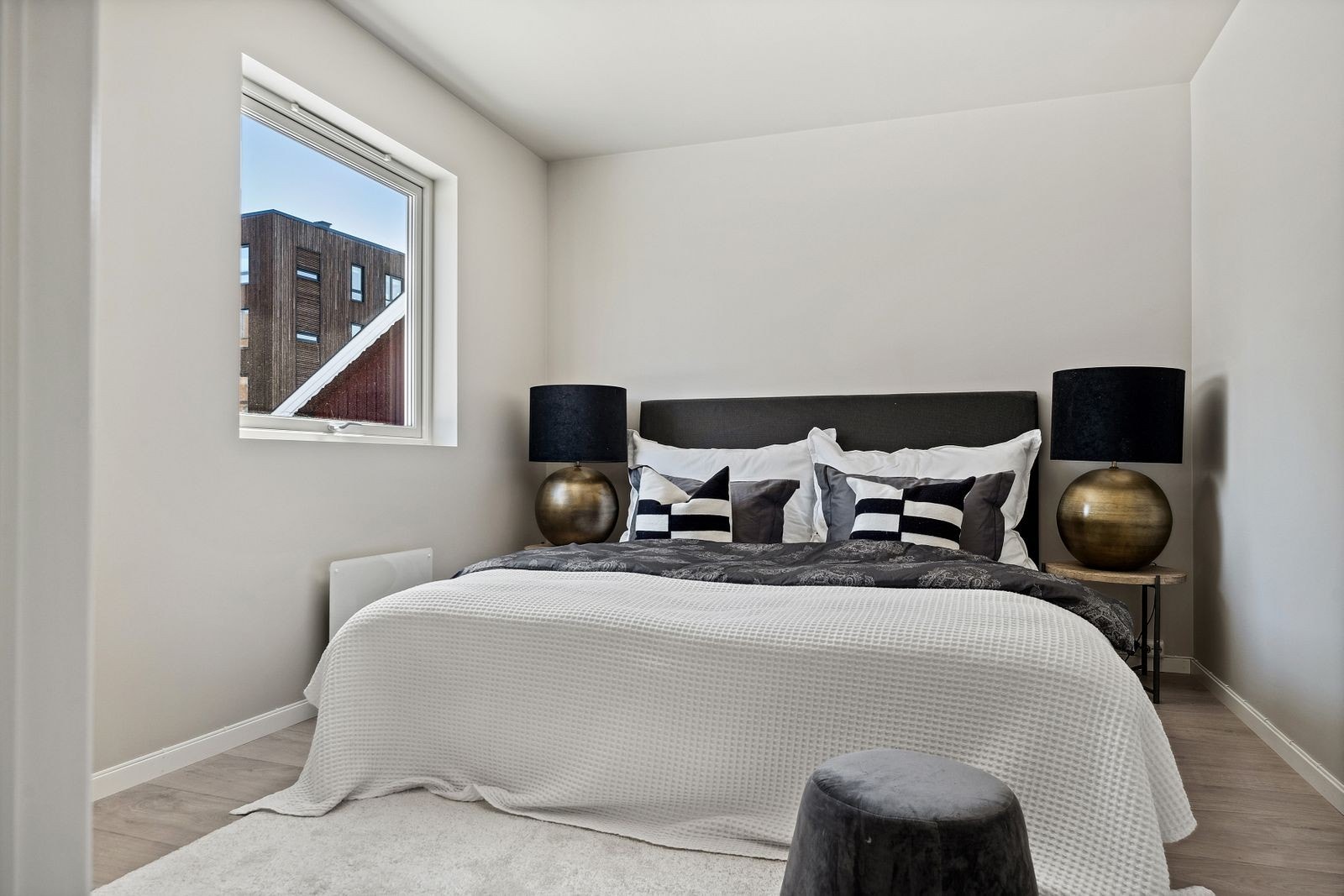 Soverommet i første etasje er på 10,5 m² Galleribilde