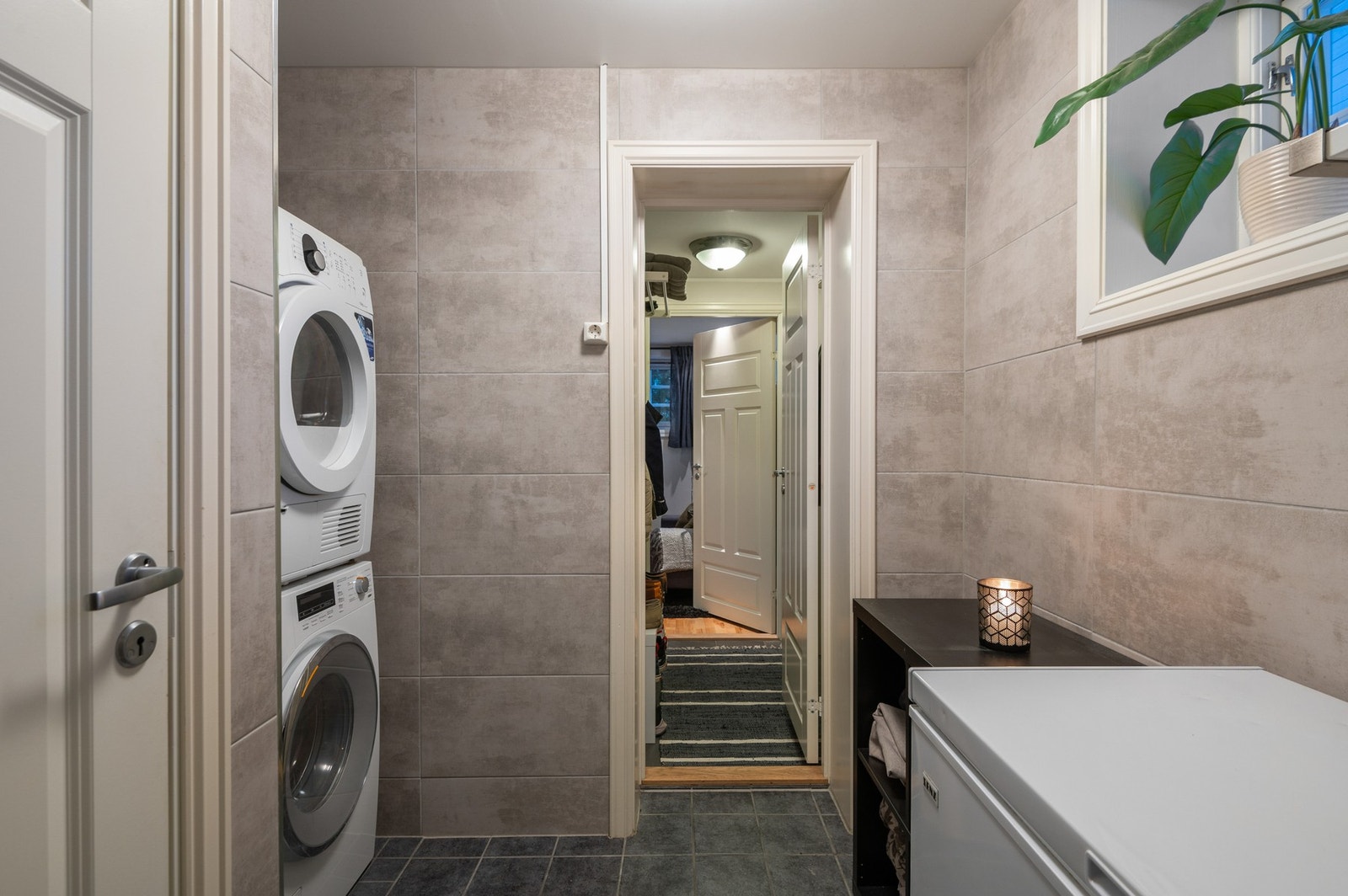 Vaskerom hybelleilighet. Galleribilde