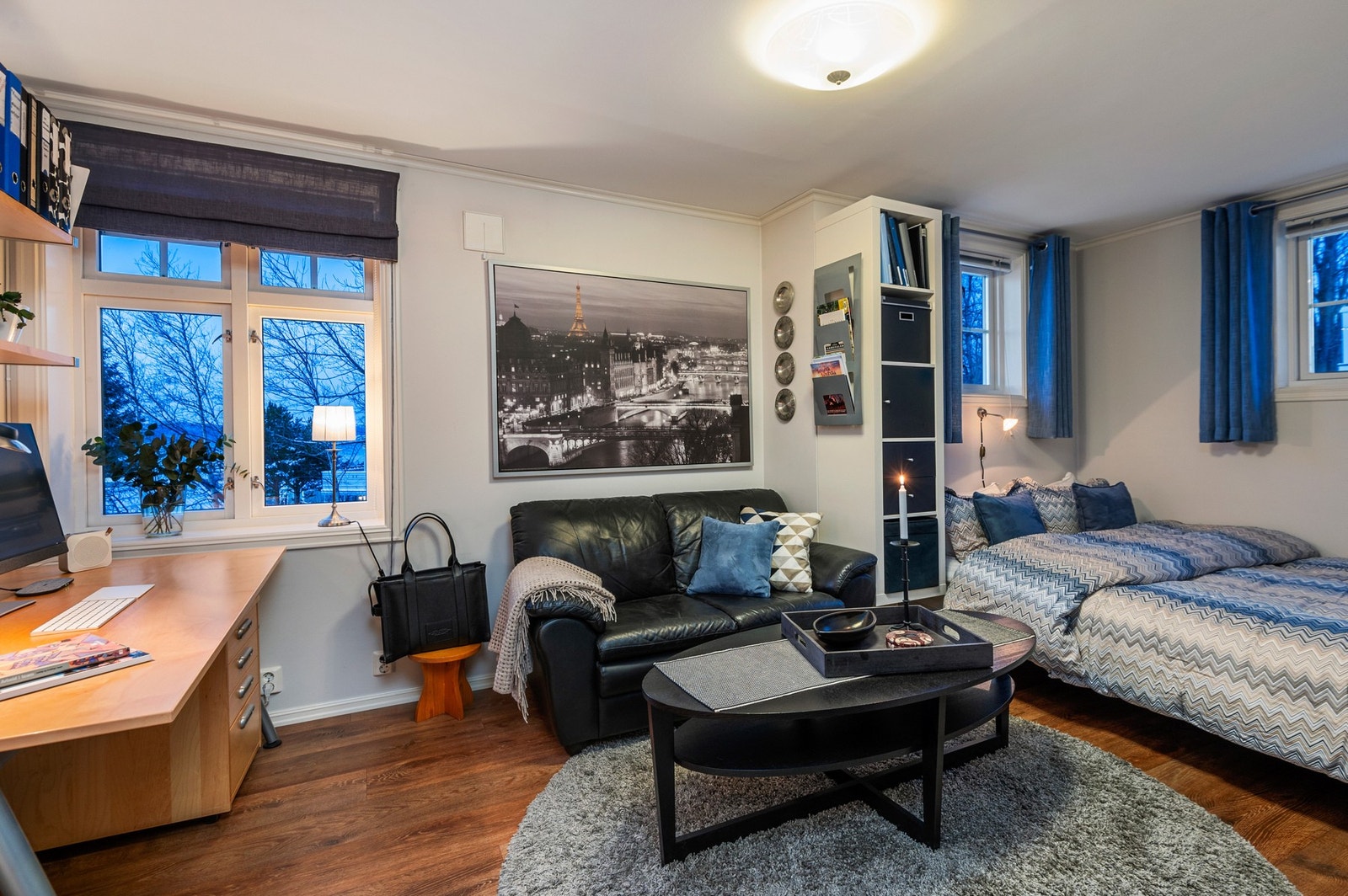 Også det andre rommet har rikelig med plass. Galleribilde