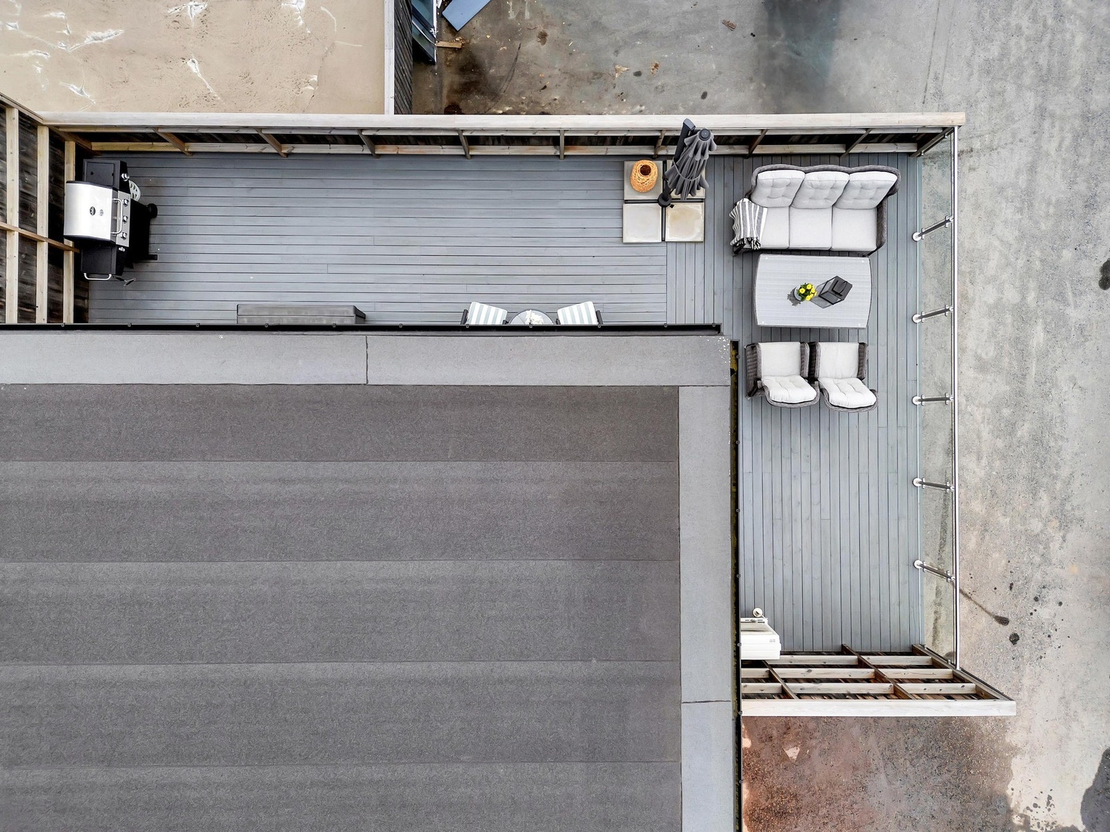 Oversiktsbilde av balkongen ovenfra og ned. Galleribilde