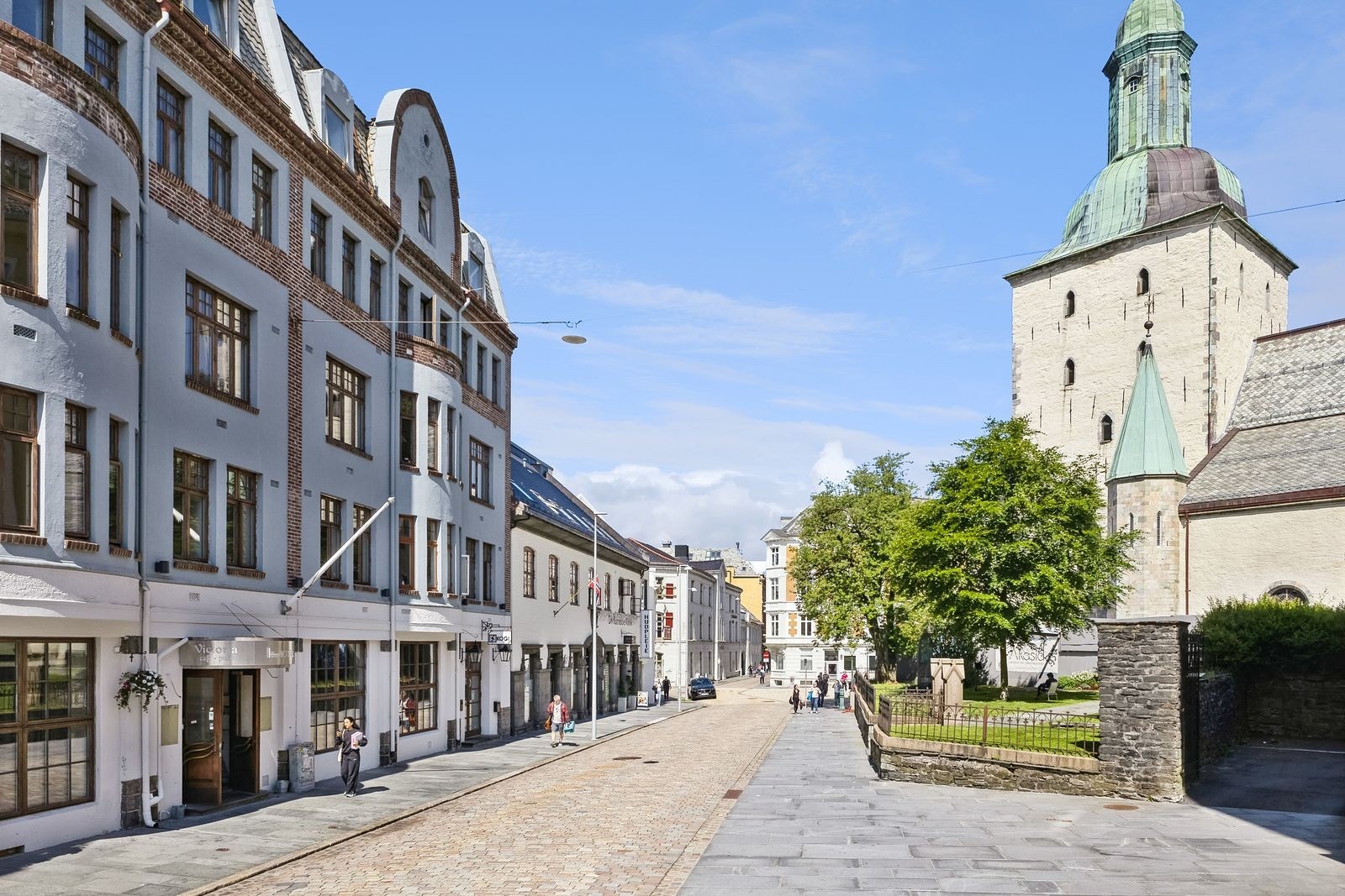 Velkommen til Kong Oscars gate! En trivelig gate rett ved Bergen Domkirke og andre severdigheter. Galleribilde