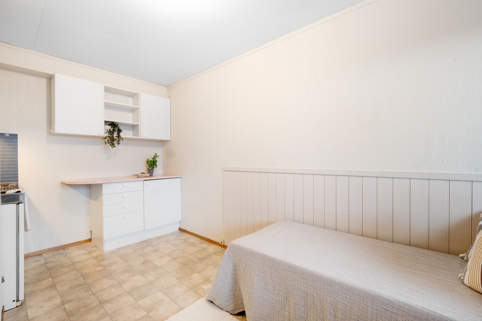 Ideelt for hjemmekontor, lekerom, TV-stue eller soverom. Galleribilde