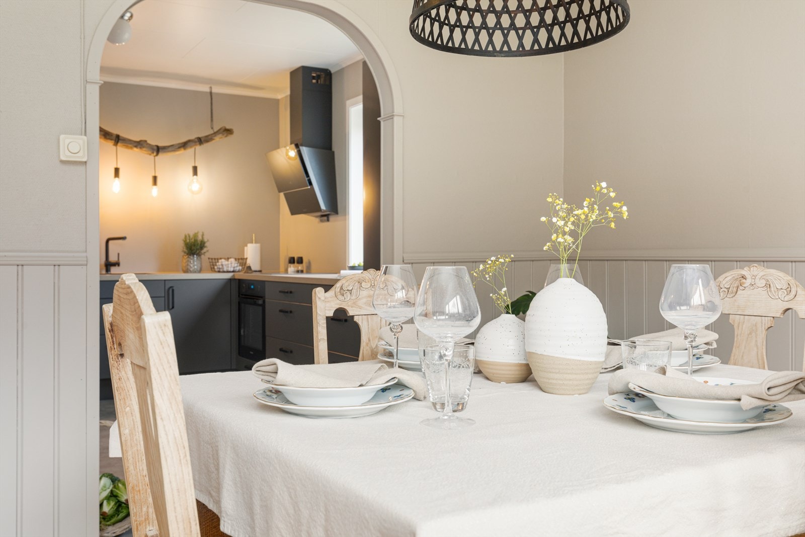 Rett ved finner du kjøkken Galleribilde