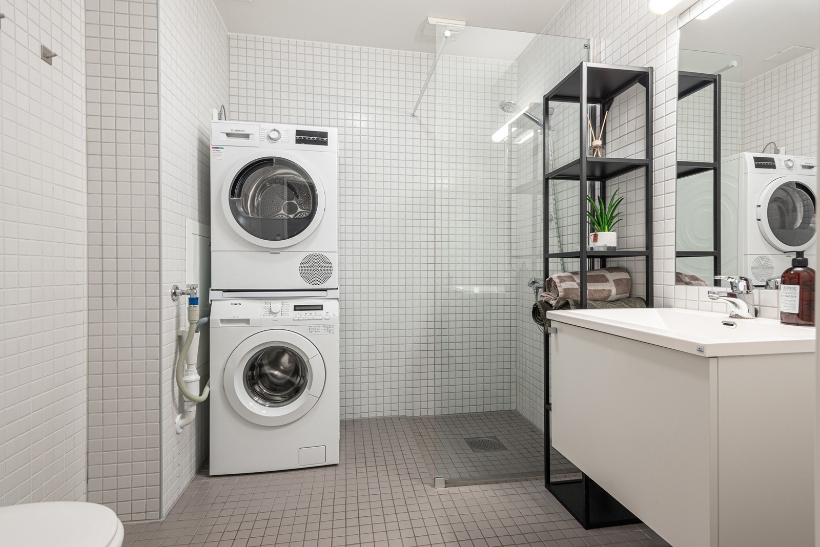 Stort bad fra 2010 med opplegg for vaskesøyle Galleribilde