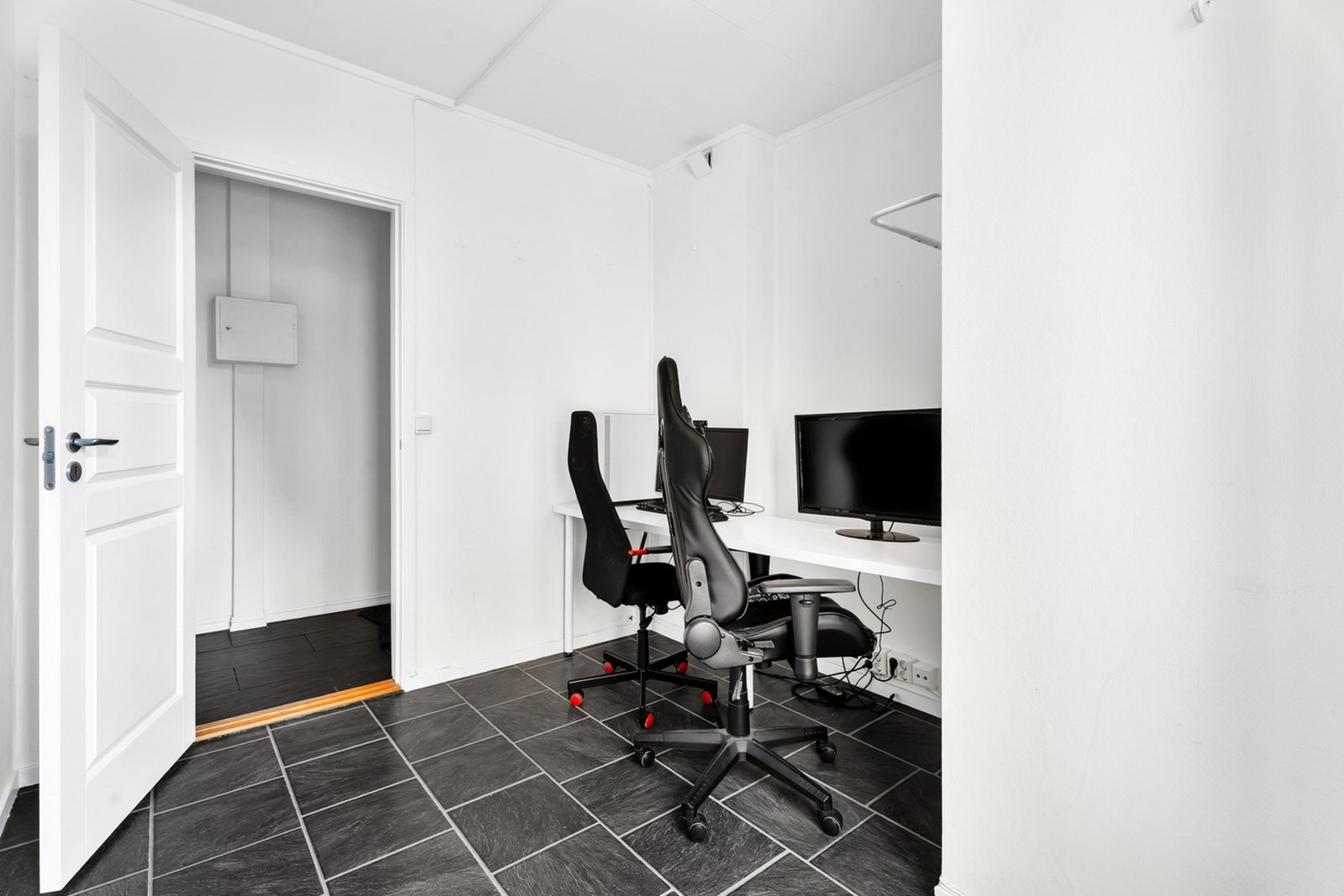 Soverom 2 var tidligere kjøkken etter originale byggetegninger. Galleribilde