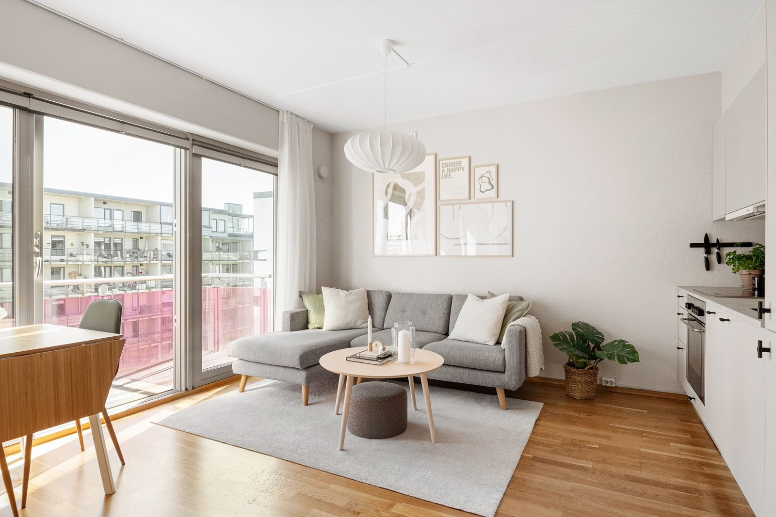 En innbydende leilighet med arealeffektiv planløsning. Galleribilde